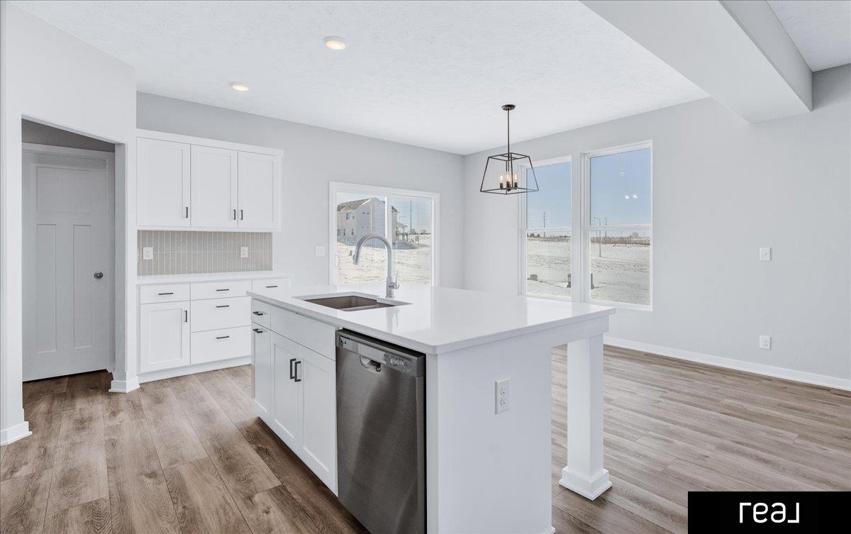 Elkhorn, Nebraska 68022, United States, 4 Bedrooms Bedrooms, ,3 BathroomsBathrooms,Residential,Active,1177