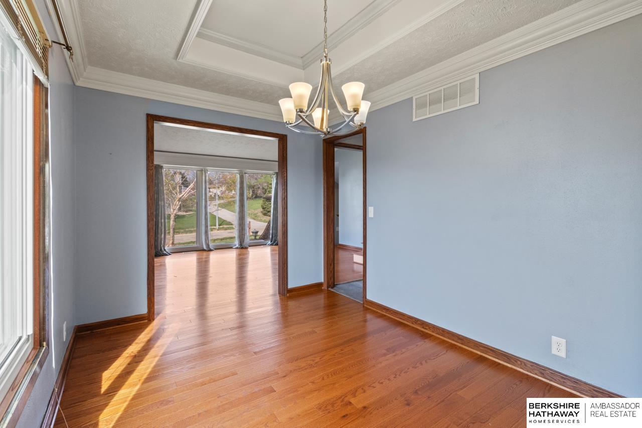 Omaha, Nebraska 68130, United States, 3 Bedrooms Bedrooms, ,3 BathroomsBathrooms,Residential,Pending,115768