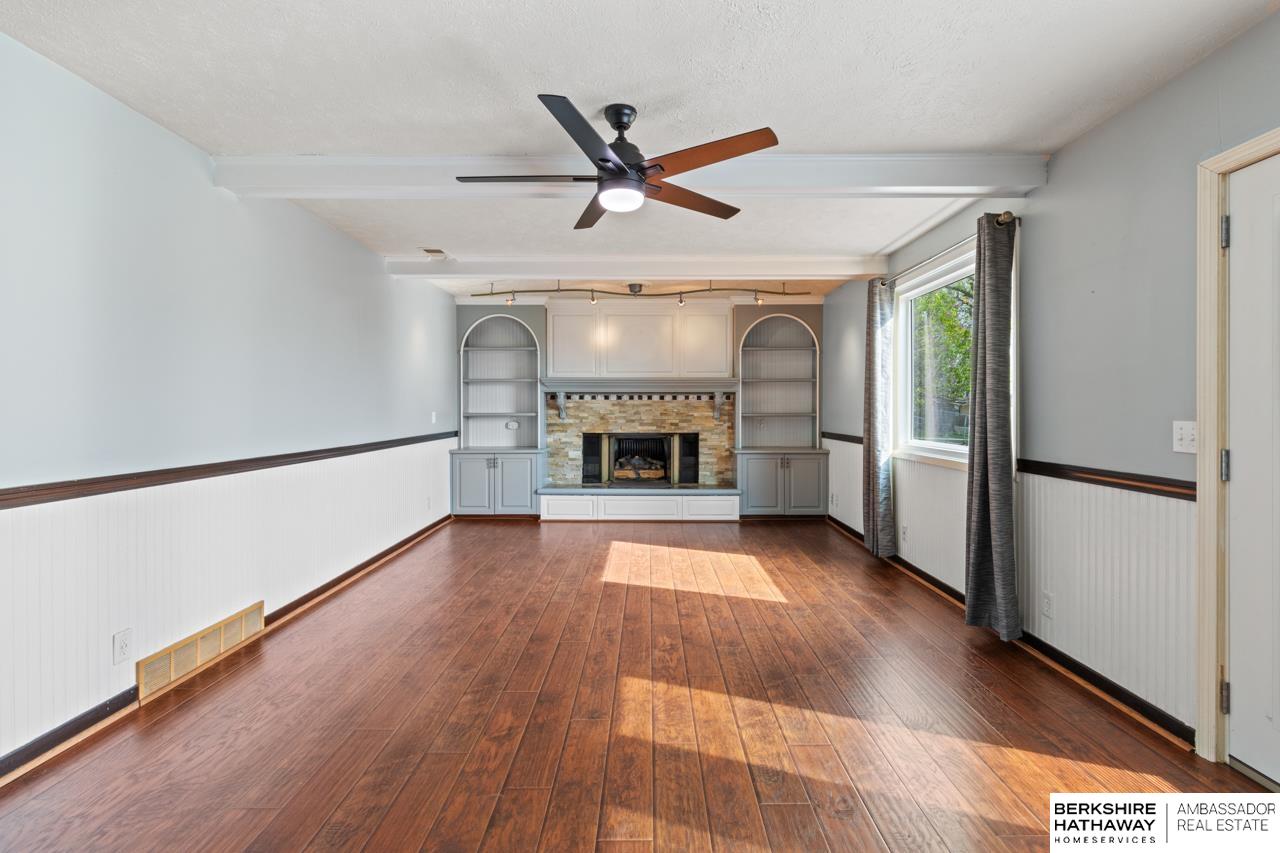 Omaha, Nebraska 68130, United States, 3 Bedrooms Bedrooms, ,3 BathroomsBathrooms,Residential,Pending,115768