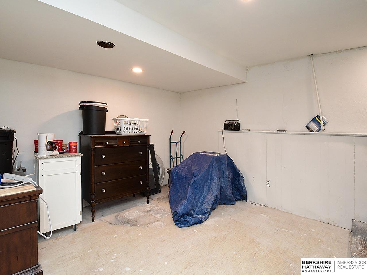 Omaha, Nebraska 68104, United States, 3 Bedrooms Bedrooms, ,3 BathroomsBathrooms,Residential,Active,93055