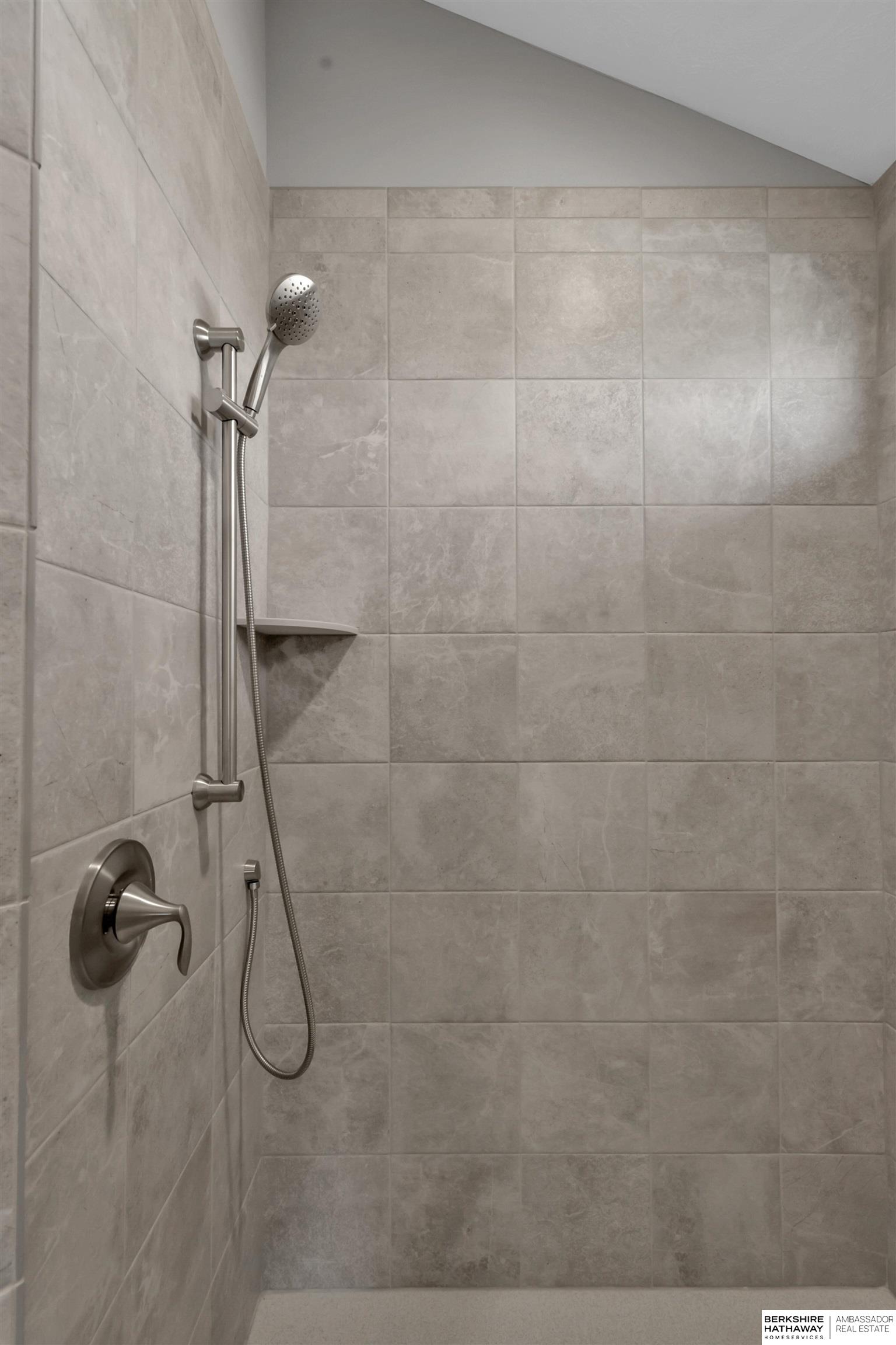 Bellevue, Nebraska 68123, United States, 3 Bedrooms Bedrooms, ,2 BathroomsBathrooms,Residential,Active,23665