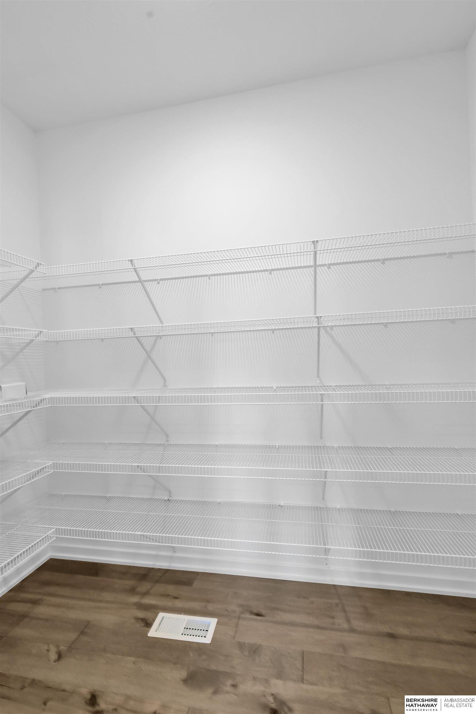 Bellevue, Nebraska 68123, United States, 3 Bedrooms Bedrooms, ,2 BathroomsBathrooms,Residential,Active,23665