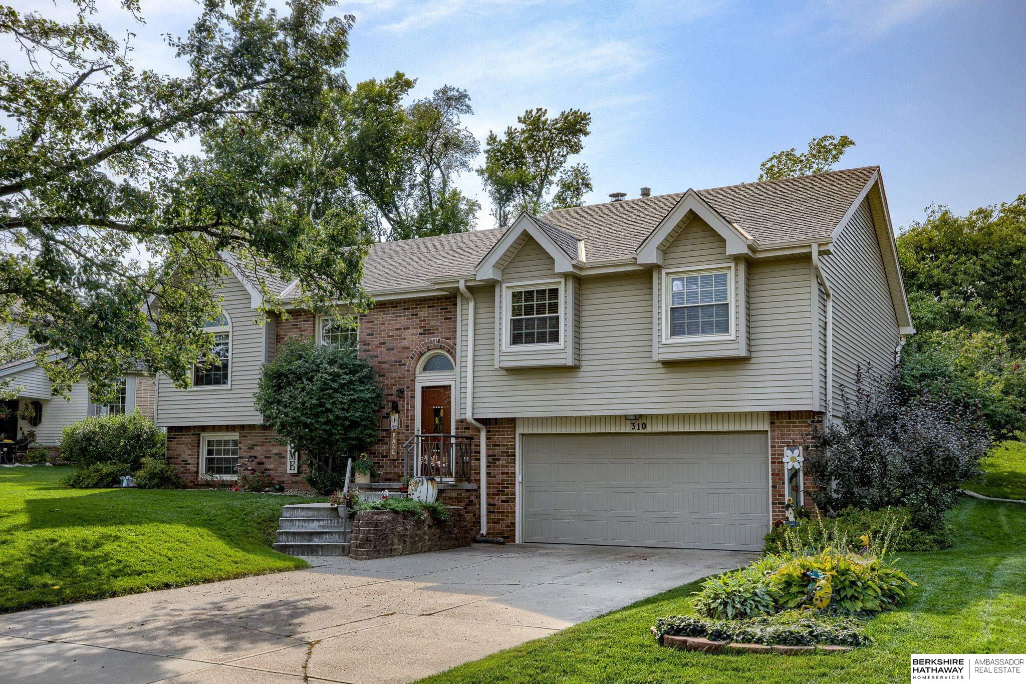 310 Pierce Street, Papillion MLS 22423199 Berkshire Hathaway