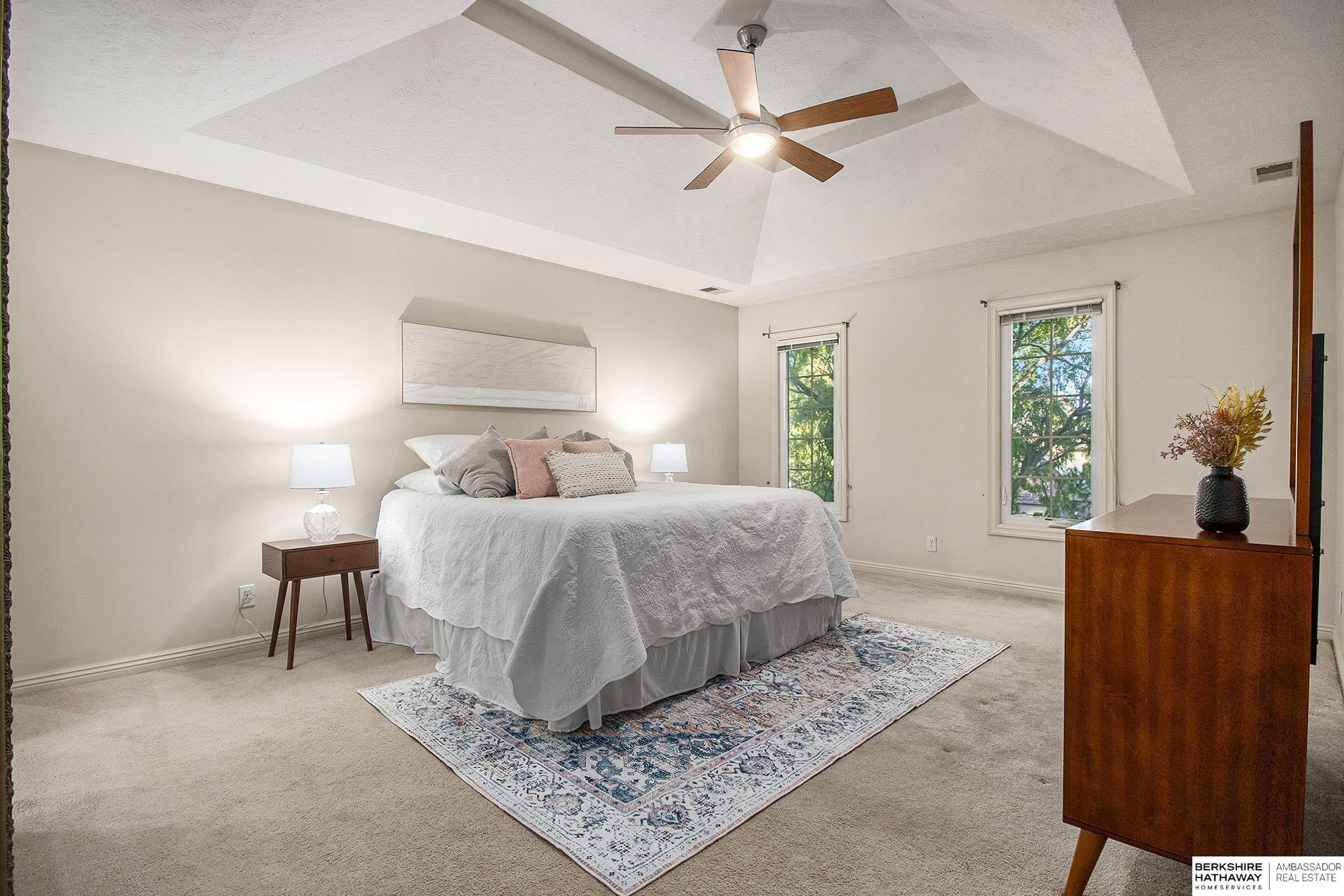 Omaha, Nebraska 68154, United States, 4 Bedrooms Bedrooms, ,4 BathroomsBathrooms,Residential,Pending,32670