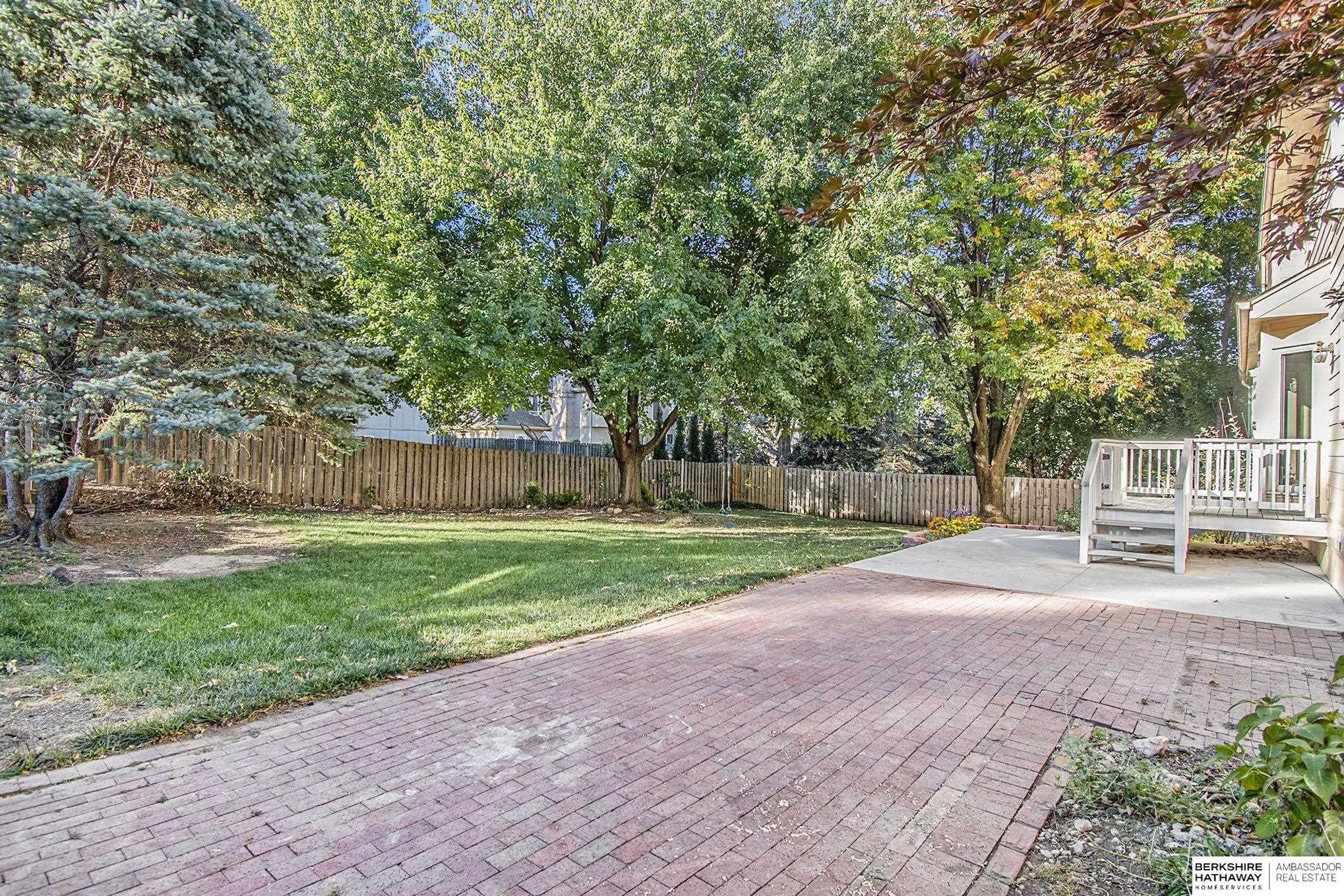 Omaha, Nebraska 68154, United States, 4 Bedrooms Bedrooms, ,4 BathroomsBathrooms,Residential,Pending,32670