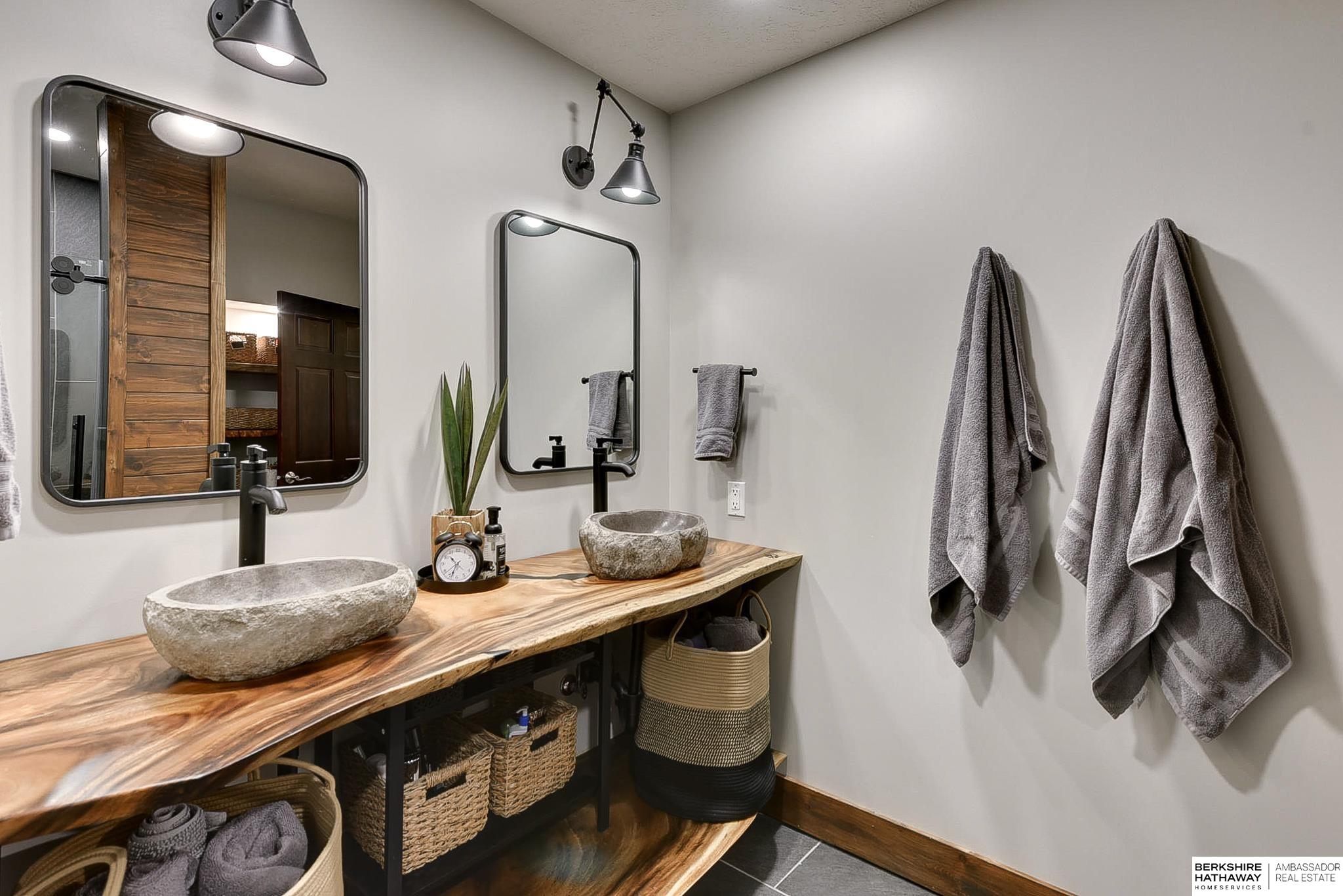 Plattsmouth, Nebraska 68048, United States, 3 Bedrooms Bedrooms, ,3 BathroomsBathrooms,Residential,Pending,10793