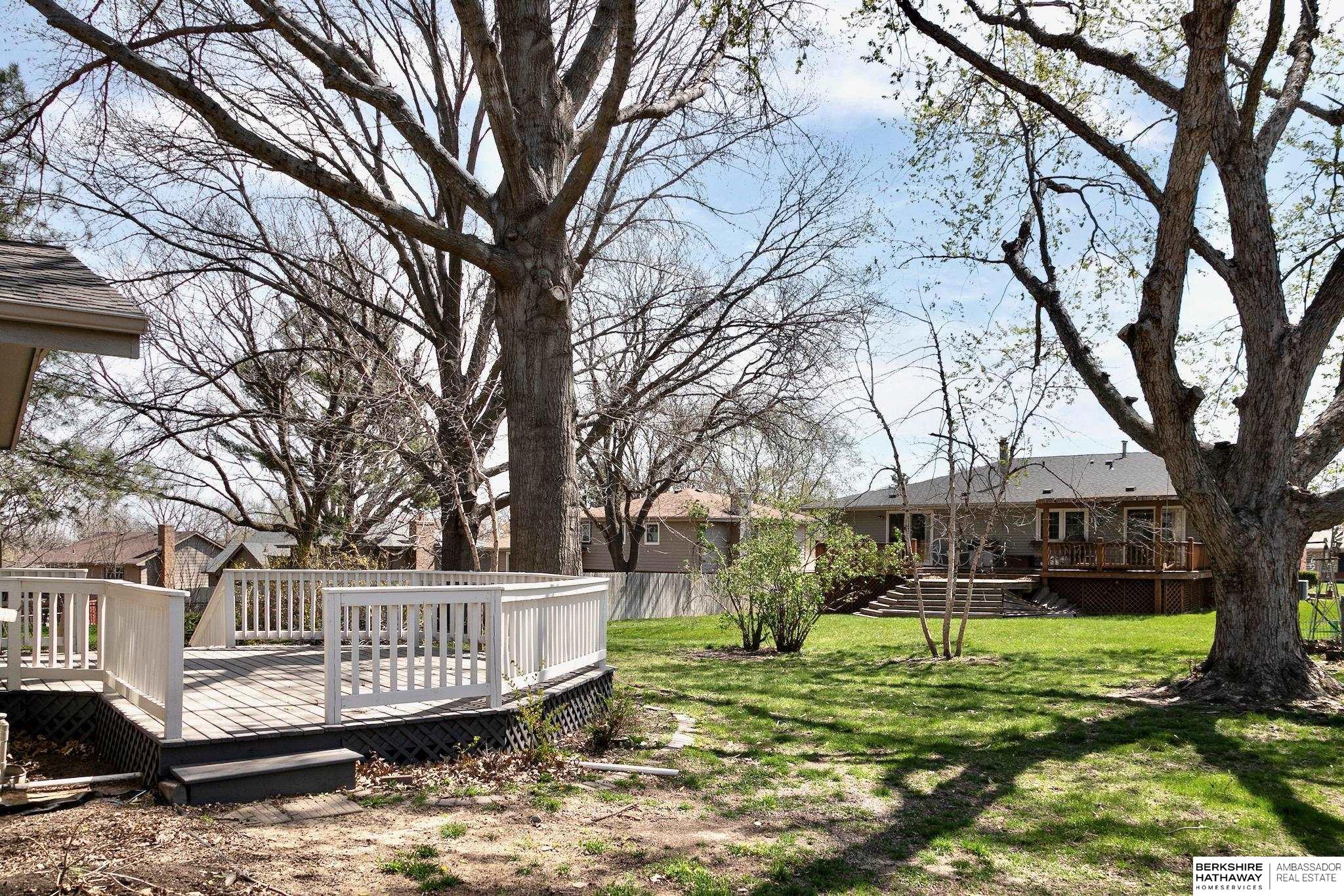 Omaha, Nebraska 68144, United States, 4 Bedrooms Bedrooms, ,3 BathroomsBathrooms,Residential,Pending,111272