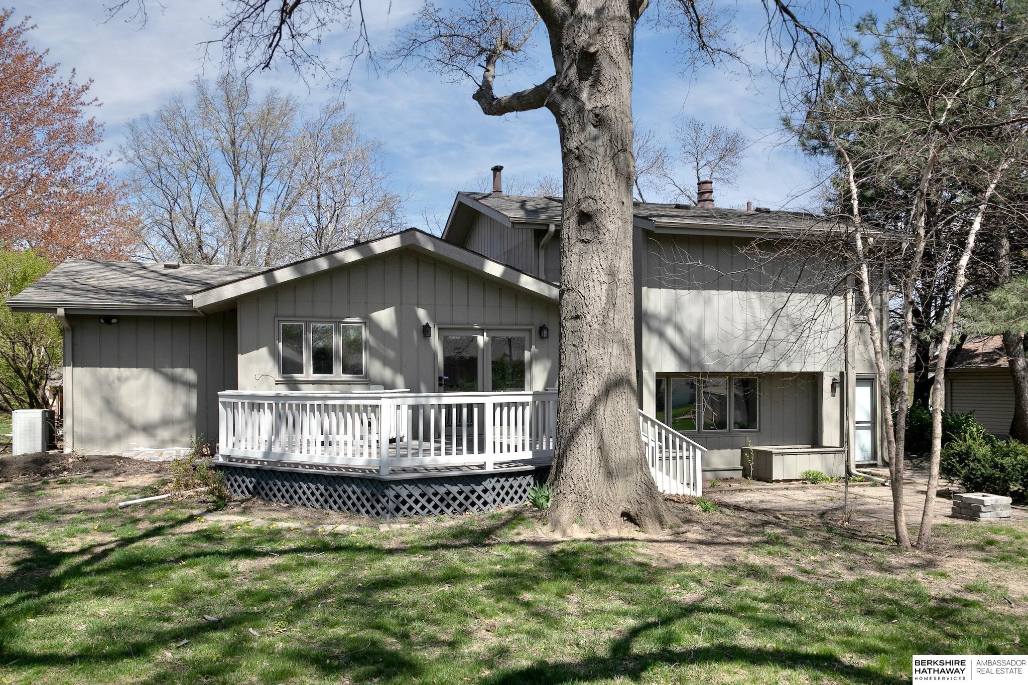 Omaha, Nebraska 68144, United States, 4 Bedrooms Bedrooms, ,3 BathroomsBathrooms,Residential,Pending,111272