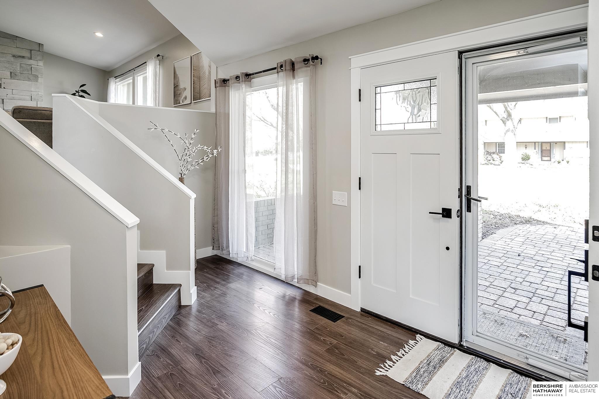 Omaha, Nebraska 68144, United States, 4 Bedrooms Bedrooms, ,3 BathroomsBathrooms,Residential,Pending,111272