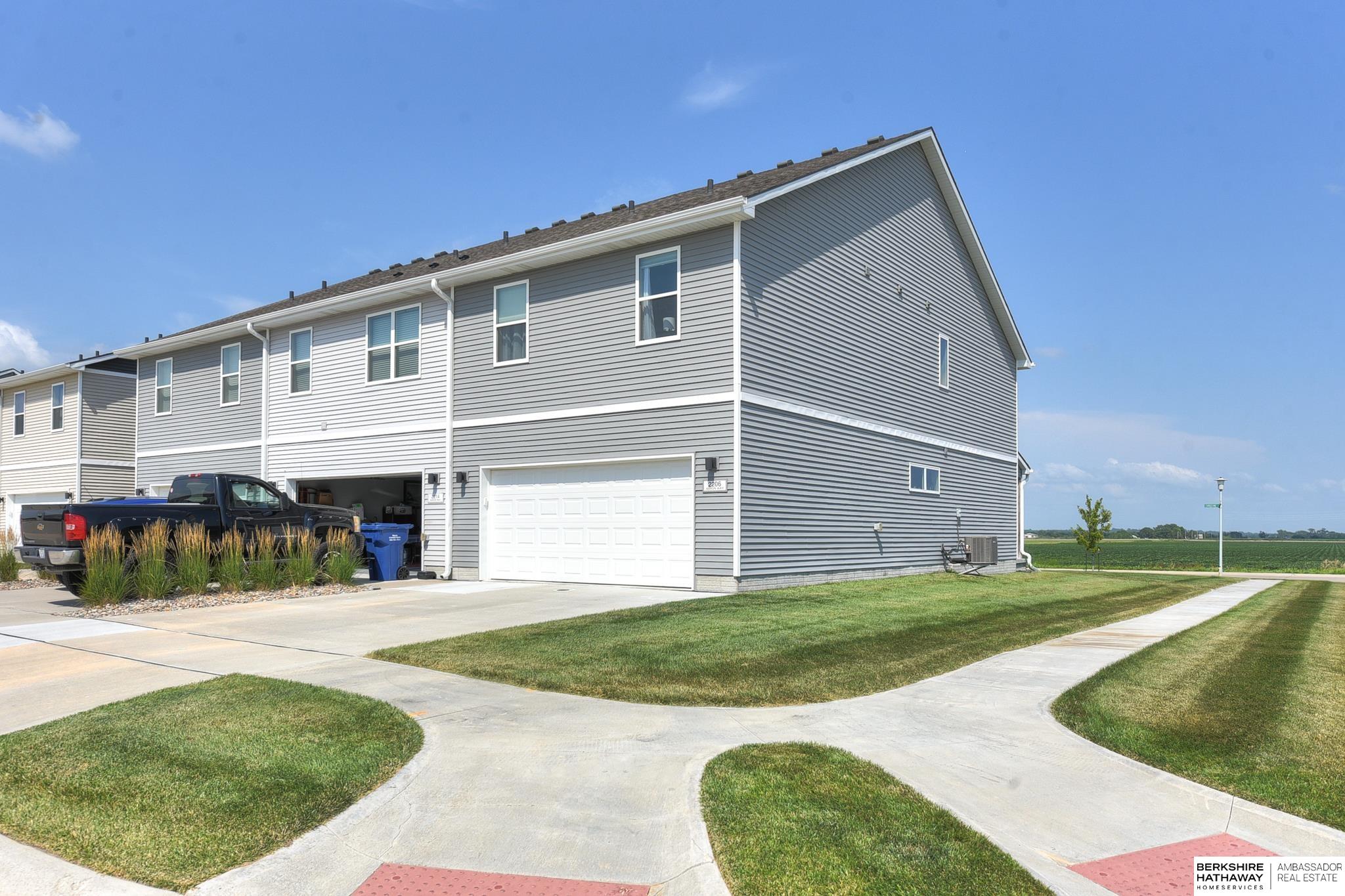 Fremont, Nebraska 68025, United States, 3 Bedrooms Bedrooms, ,3 BathroomsBathrooms,Residential,Pending,42452