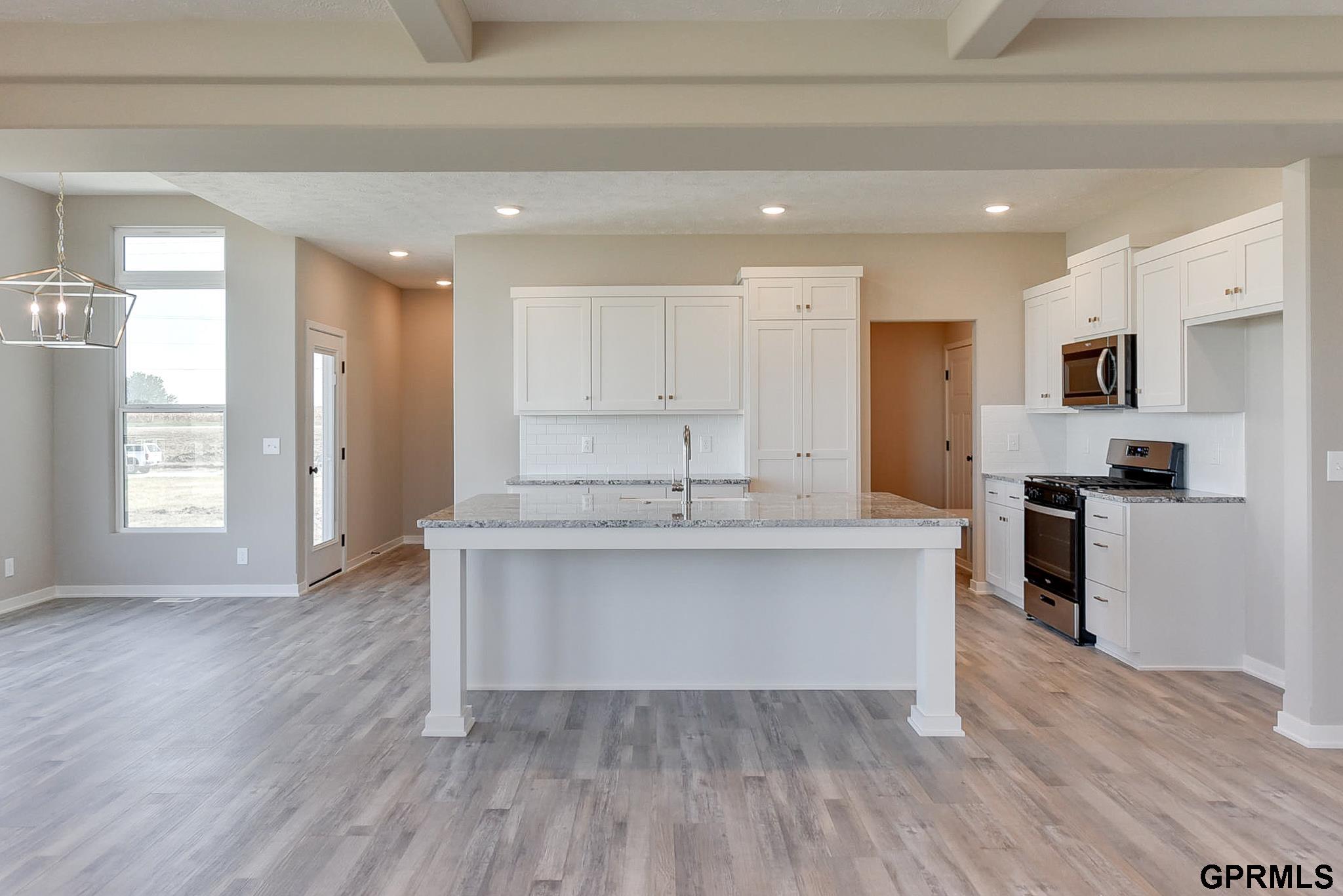 Elkhorn, Nebraska 68022, United States, 4 Bedrooms Bedrooms, ,3 BathroomsBathrooms,Residential,Active,23781