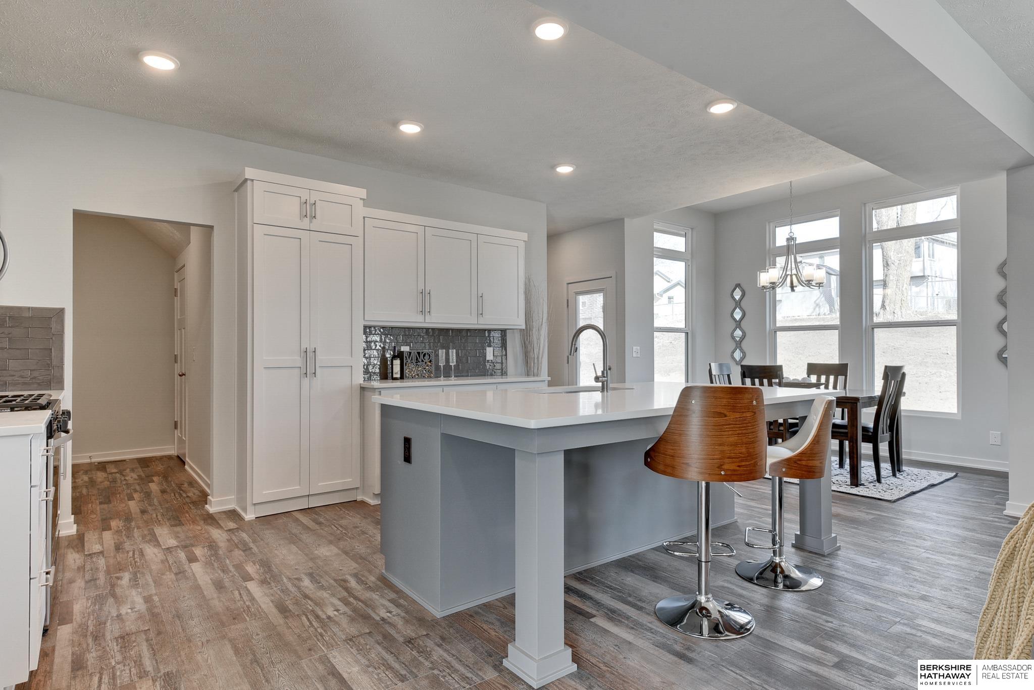 Papillion, Nebraska 68138, United States, 4 Bedrooms Bedrooms, ,3 BathroomsBathrooms,Residential,Active,29085