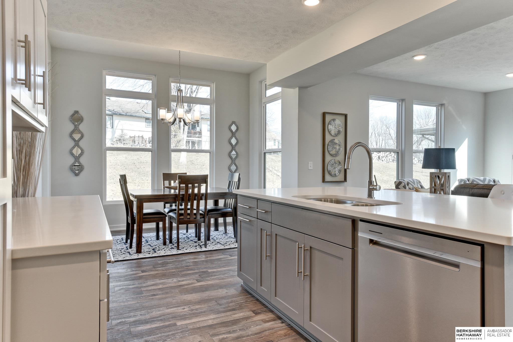 Papillion, Nebraska 68138, United States, 4 Bedrooms Bedrooms, ,3 BathroomsBathrooms,Residential,Active,29085