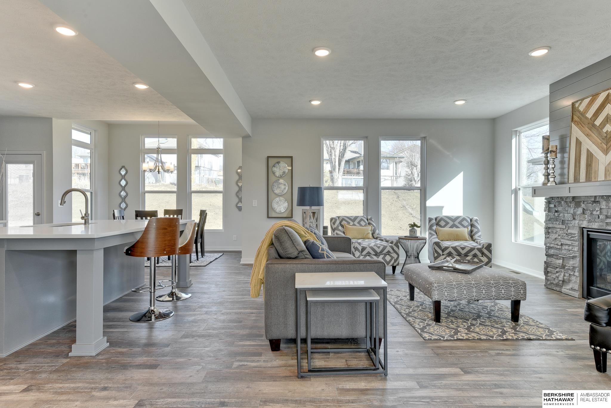 Papillion, Nebraska 68138, United States, 4 Bedrooms Bedrooms, ,3 BathroomsBathrooms,Residential,Active,29085