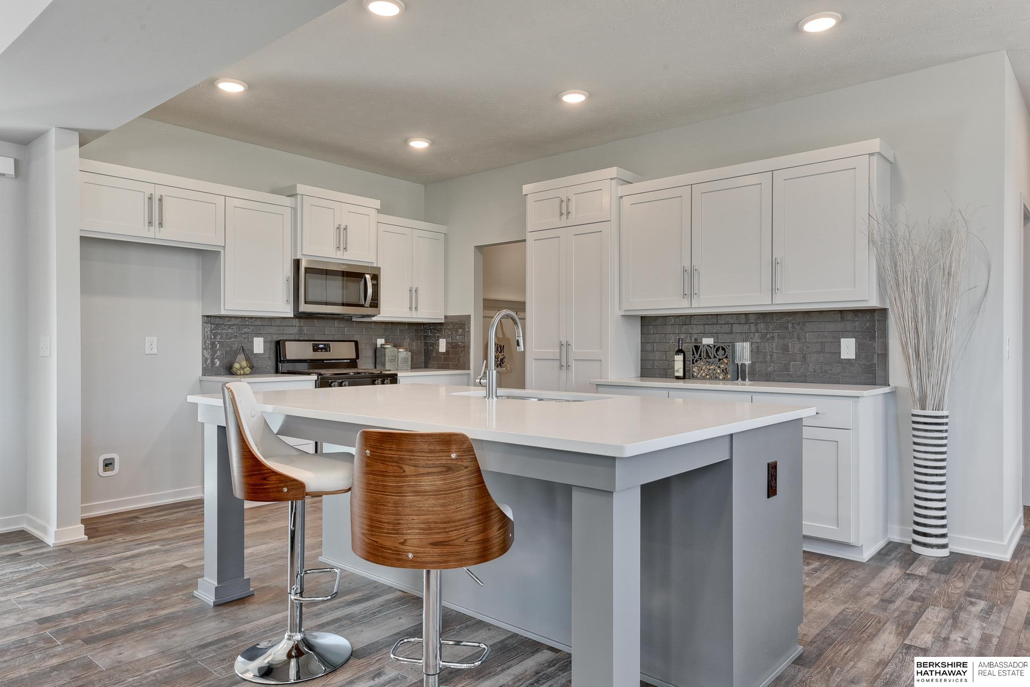 Papillion, Nebraska 68138, United States, 4 Bedrooms Bedrooms, ,3 BathroomsBathrooms,Residential,Active,29085