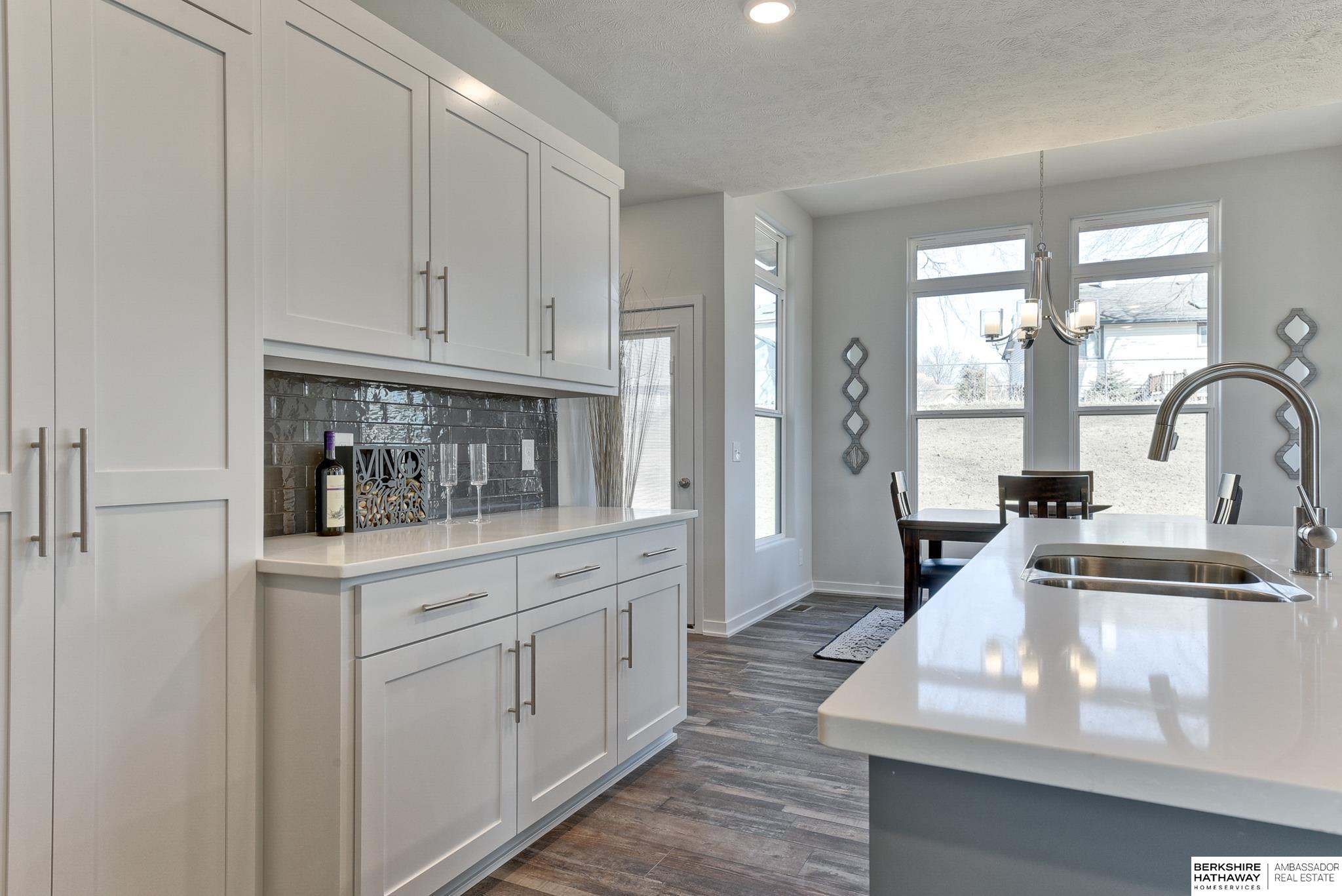 Papillion, Nebraska 68138, United States, 4 Bedrooms Bedrooms, ,3 BathroomsBathrooms,Residential,Active,29085