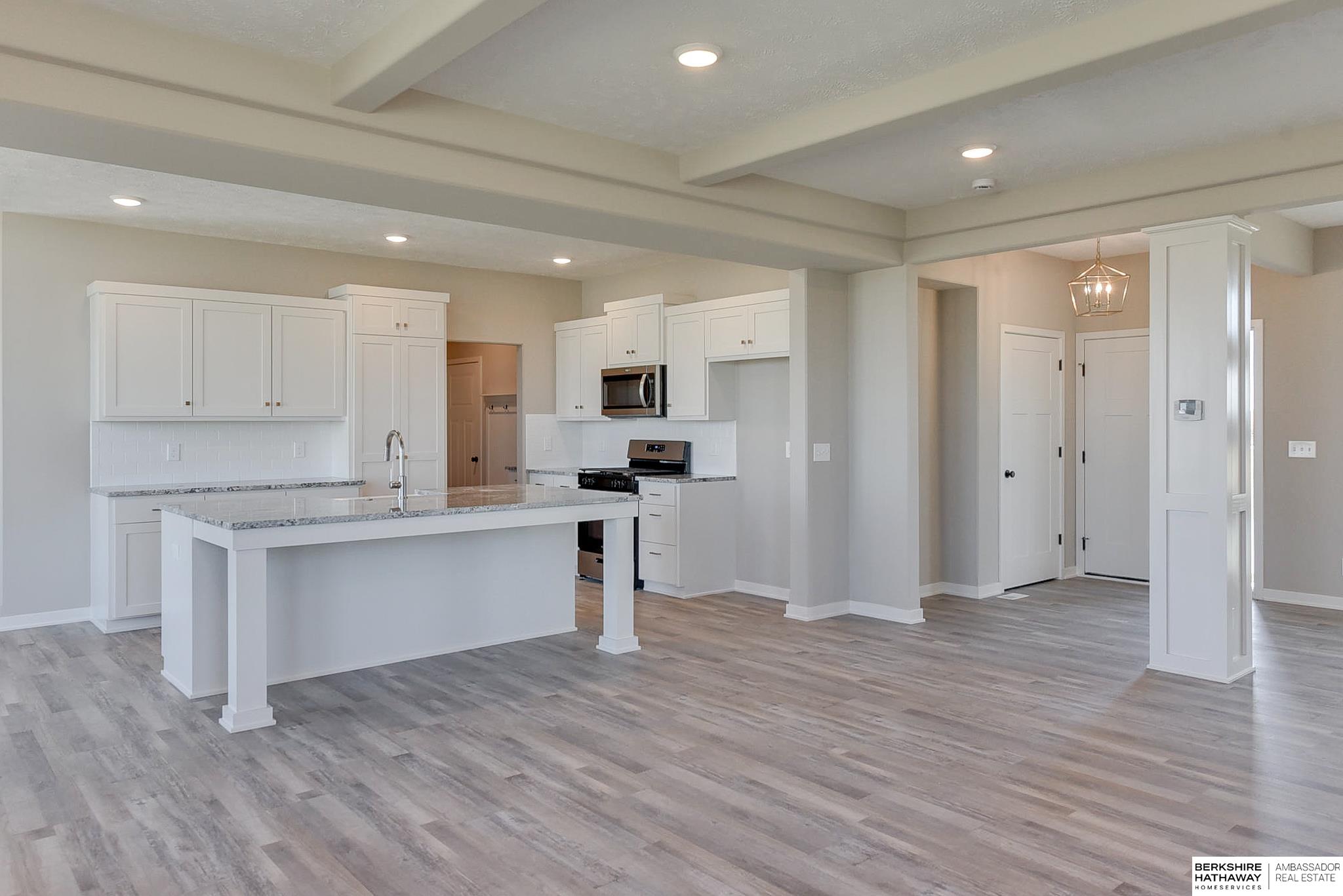 Elkhorn, Nebraska 68022, United States, 4 Bedrooms Bedrooms, ,3 BathroomsBathrooms,Residential,Active,29087