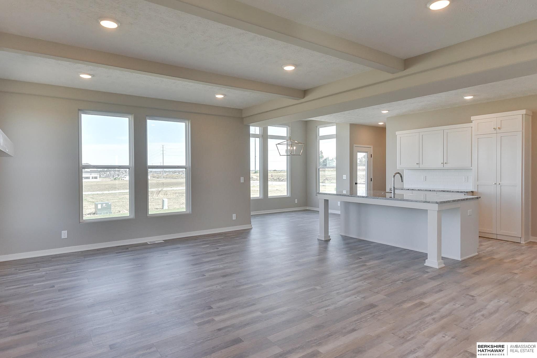 Elkhorn, Nebraska 68022, United States, 4 Bedrooms Bedrooms, ,3 BathroomsBathrooms,Residential,Active,29087