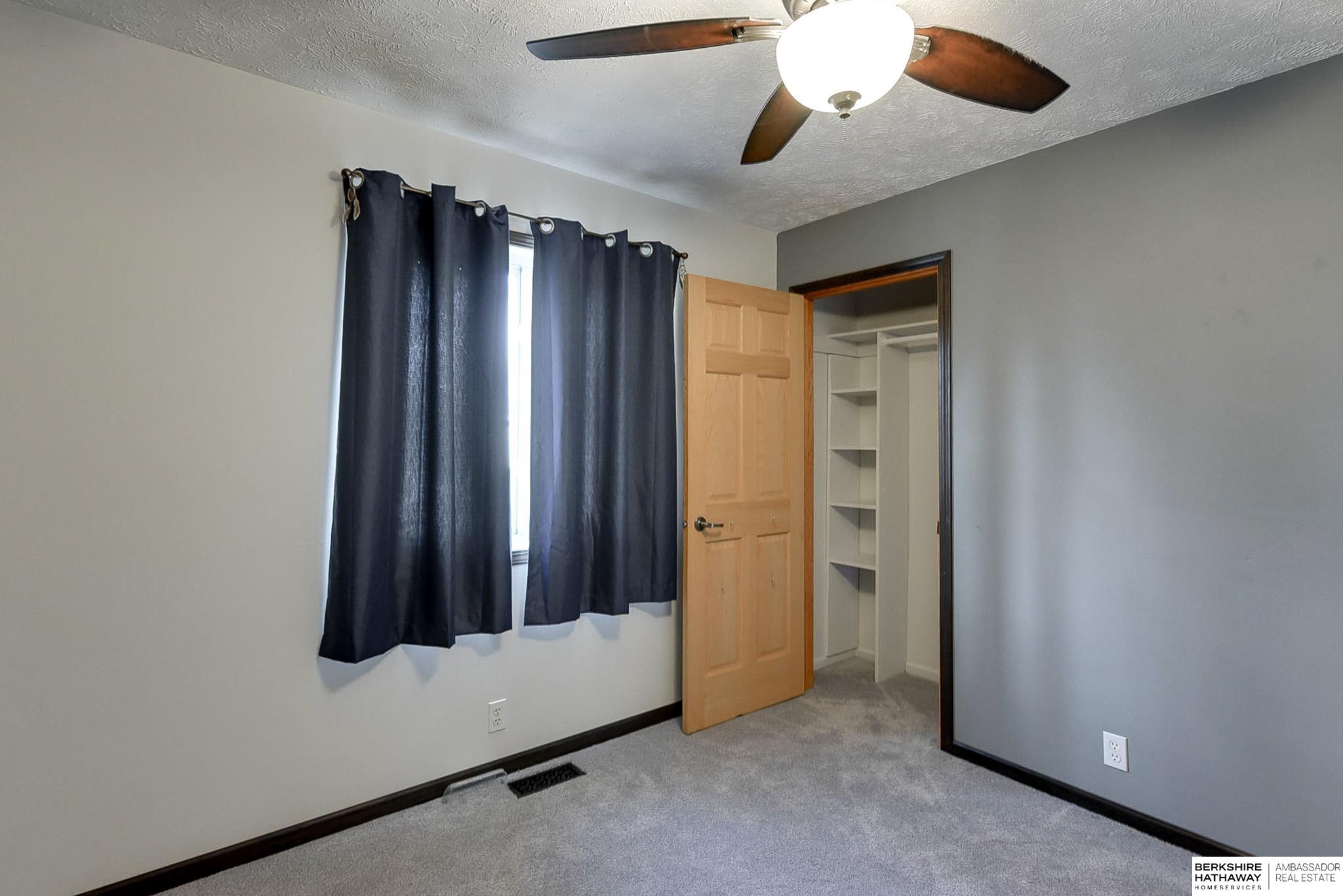 Bellevue, Nebraska 68123, United States, 3 Bedrooms Bedrooms, ,3 BathroomsBathrooms,Residential,Pending,24827