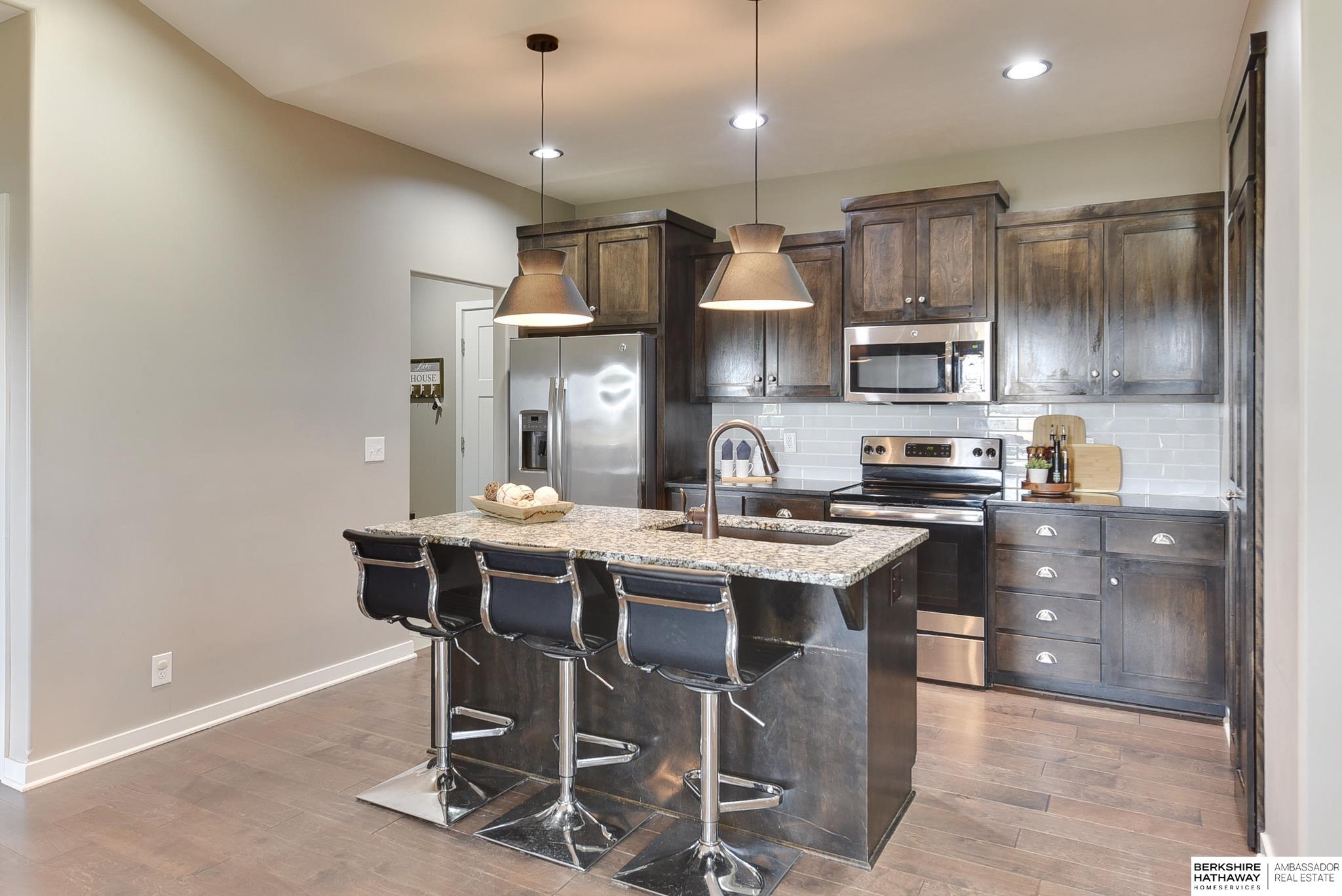 Valley, Nebraska 68064, United States, 5 Bedrooms Bedrooms, ,3 BathroomsBathrooms,Residential,Active,108034