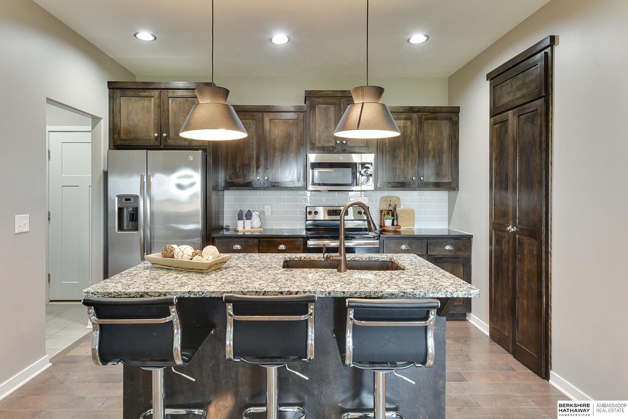 Valley, Nebraska 68064, United States, 5 Bedrooms Bedrooms, ,3 BathroomsBathrooms,Residential,Active,108034