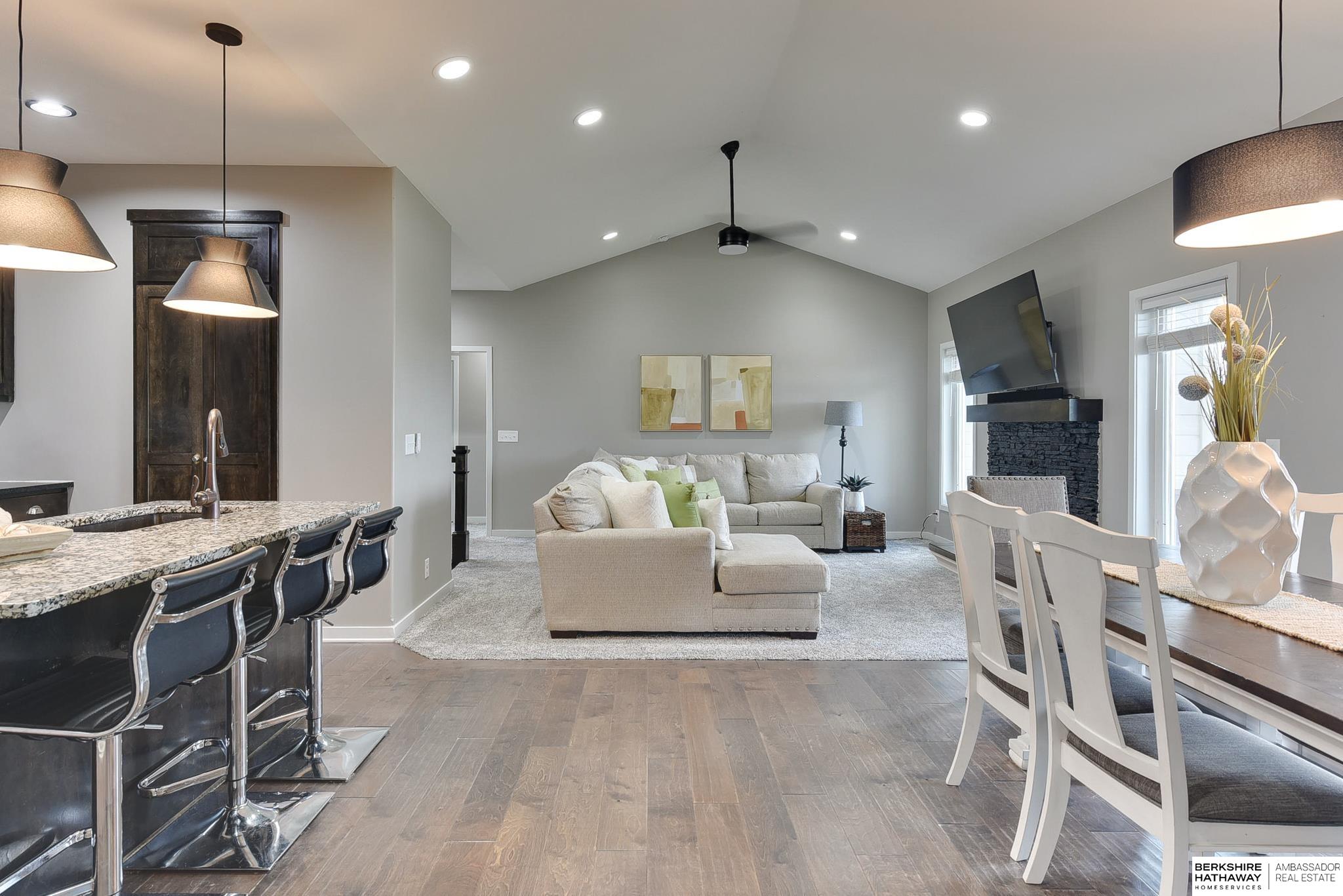 Valley, Nebraska 68064, United States, 5 Bedrooms Bedrooms, ,3 BathroomsBathrooms,Residential,Active,108034