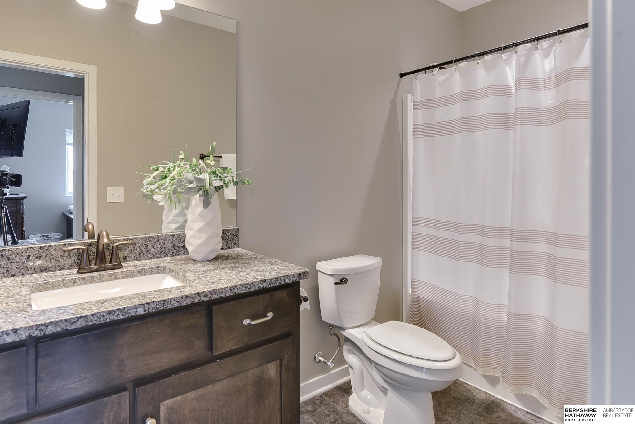 Valley, Nebraska 68064, United States, 5 Bedrooms Bedrooms, ,3 BathroomsBathrooms,Residential,Active,108034