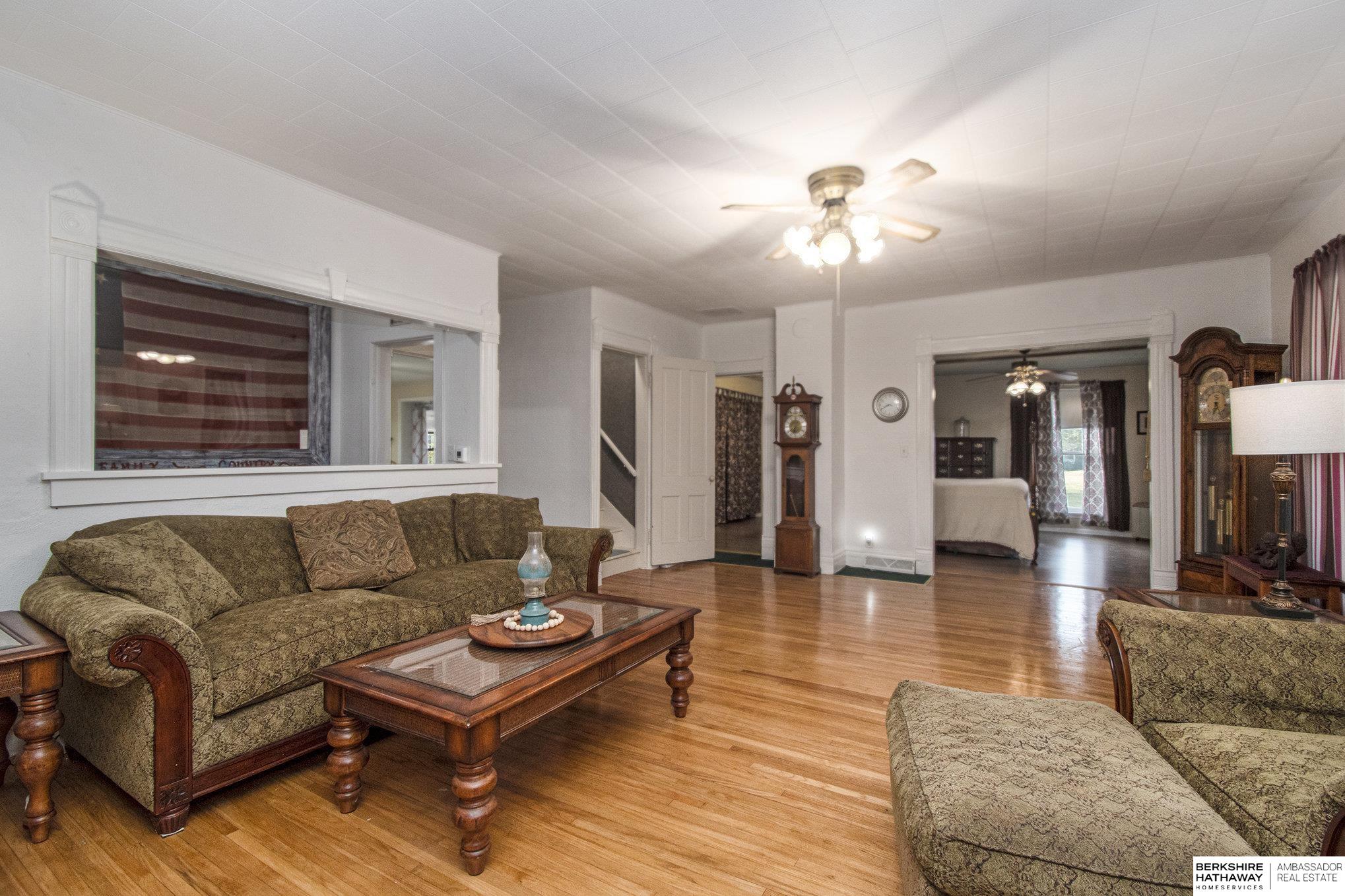 Logan, Iowa 51546, United States, 5 Bedrooms Bedrooms, ,2 BathroomsBathrooms,Residential,Active,34208