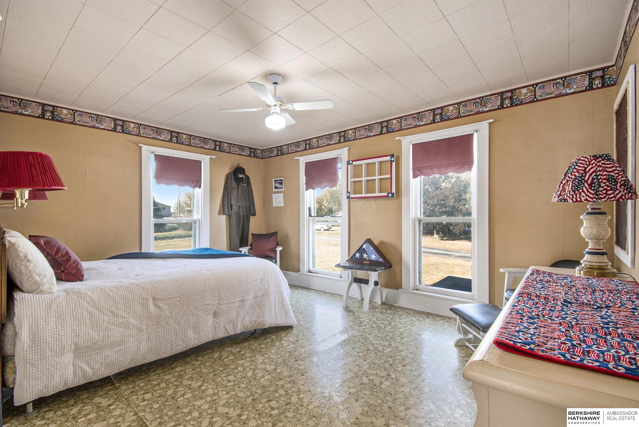 Logan, Iowa 51546, United States, 5 Bedrooms Bedrooms, ,2 BathroomsBathrooms,Residential,Active,34208