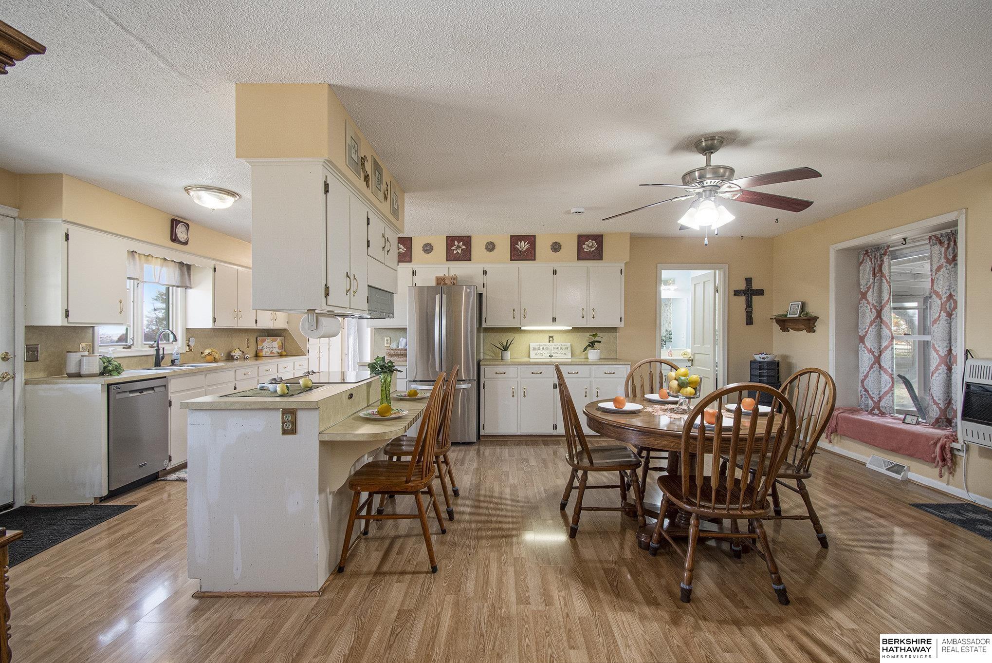 Logan, Iowa 51546, United States, 5 Bedrooms Bedrooms, ,2 BathroomsBathrooms,Residential,Active,34208