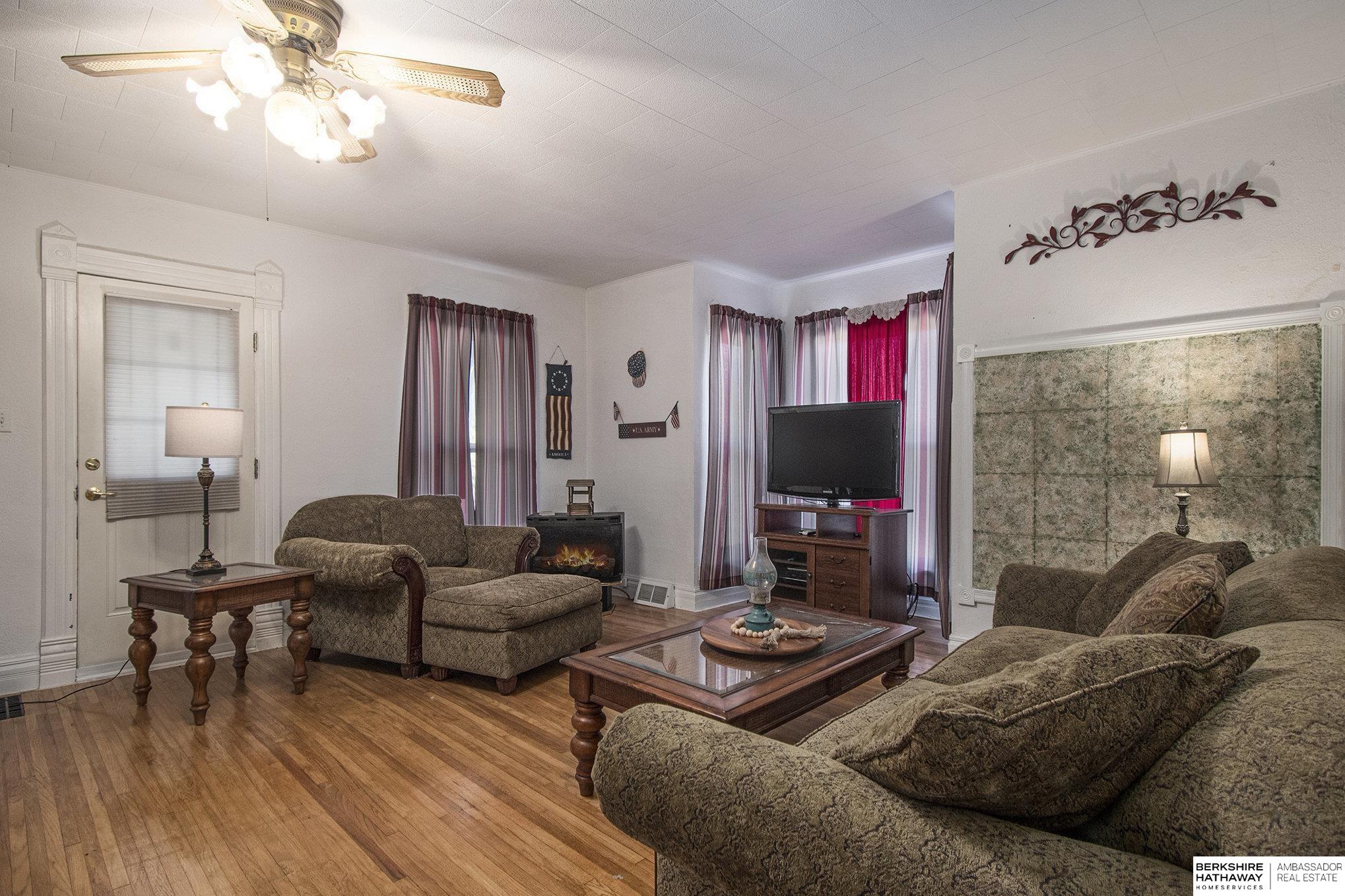 Logan, Iowa 51546, United States, 5 Bedrooms Bedrooms, ,2 BathroomsBathrooms,Residential,Active,34208