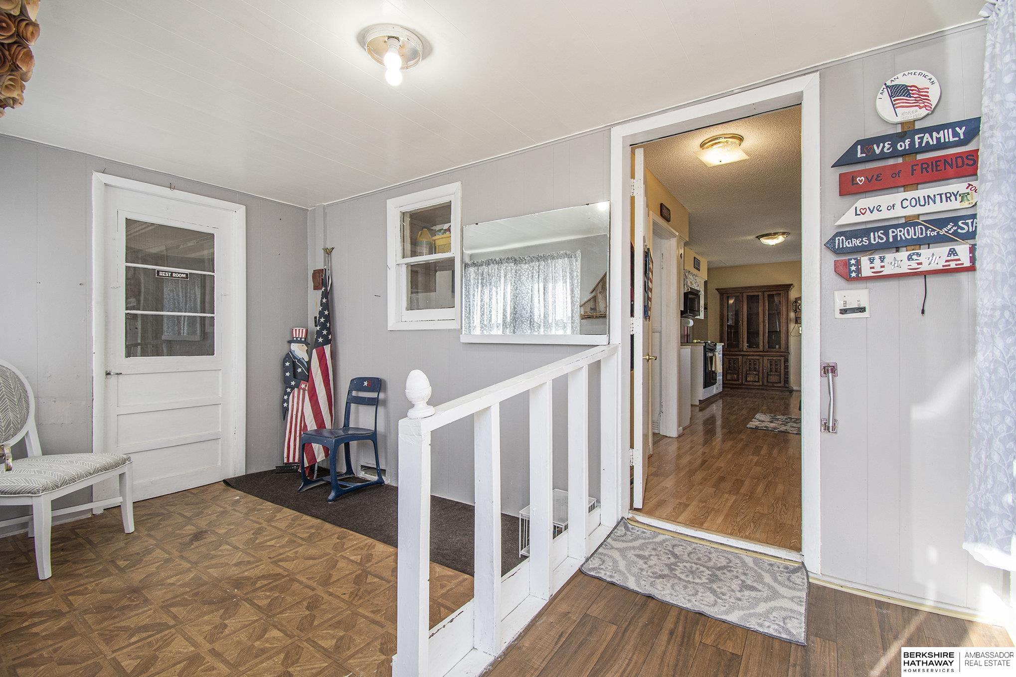 Logan, Iowa 51546, United States, 5 Bedrooms Bedrooms, ,2 BathroomsBathrooms,Residential,Active,34208