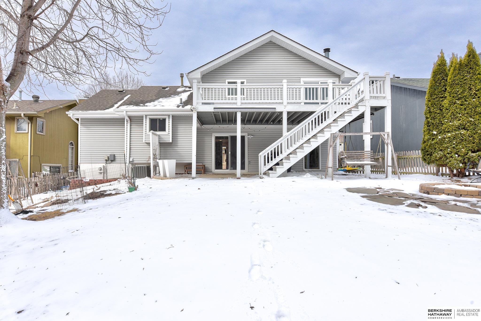 Omaha, Nebraska 68164, United States, 3 Bedrooms Bedrooms, ,3 BathroomsBathrooms,Residential,Pending,84659