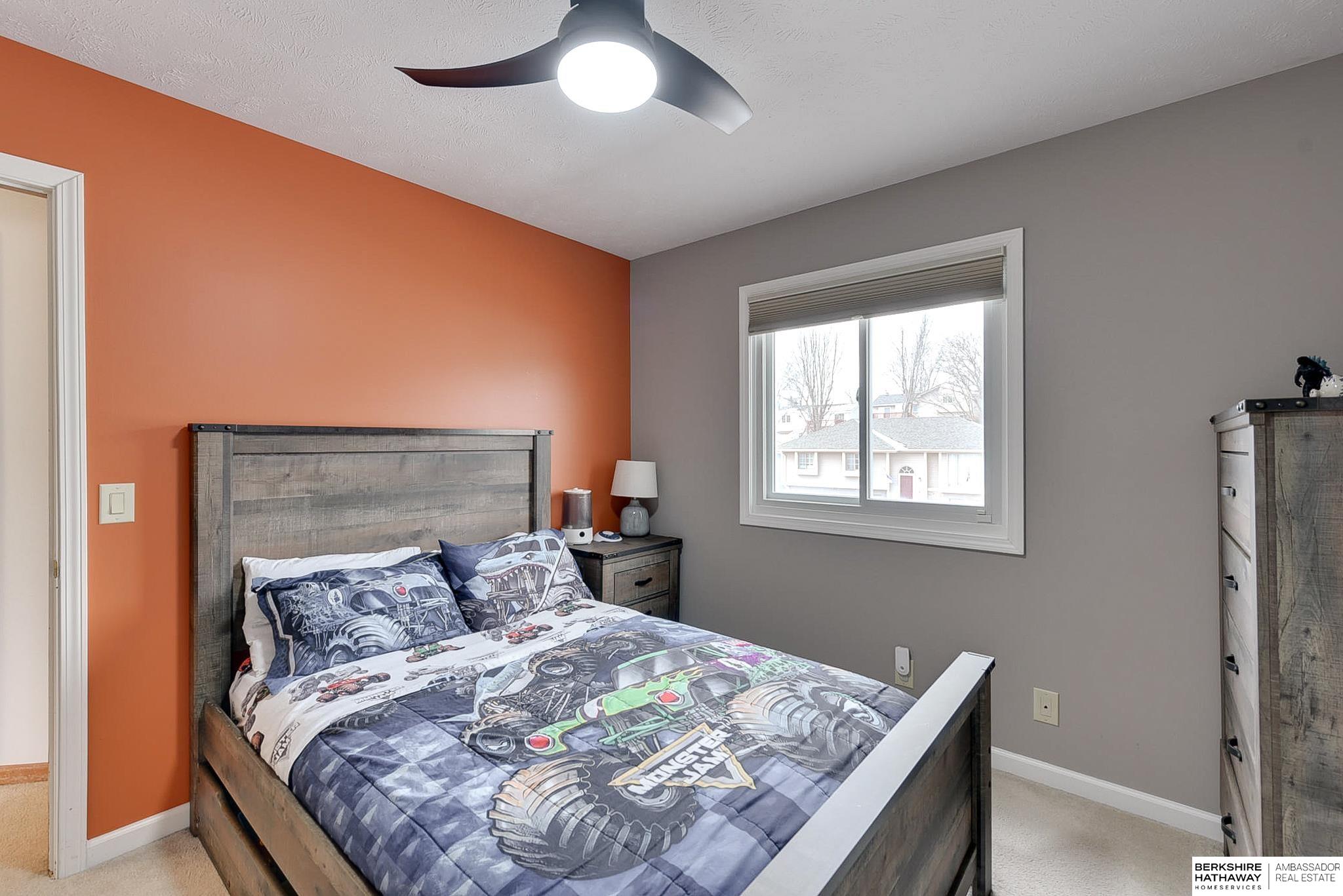 Omaha, Nebraska 68164, United States, 3 Bedrooms Bedrooms, ,3 BathroomsBathrooms,Residential,Pending,84659