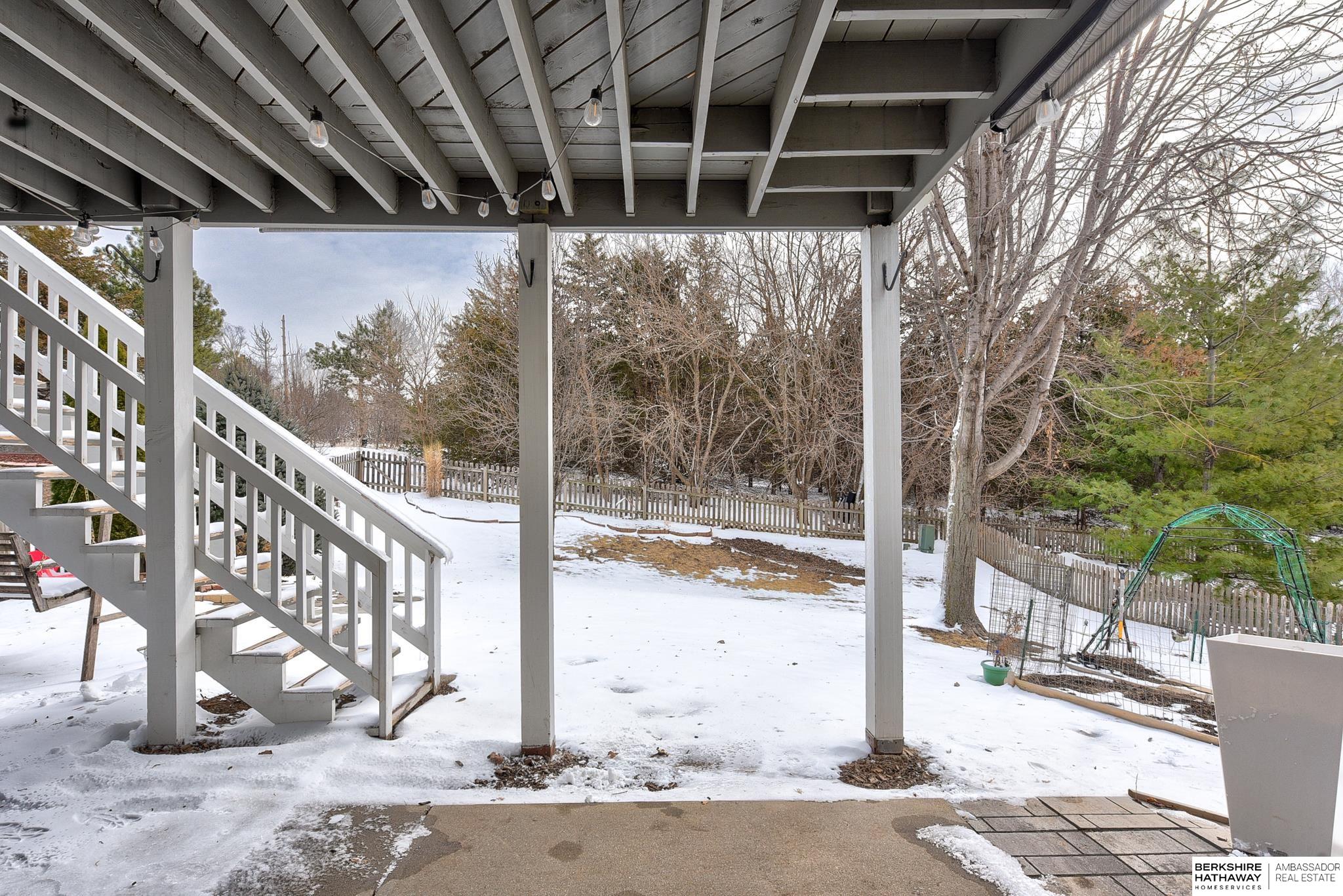 Omaha, Nebraska 68164, United States, 3 Bedrooms Bedrooms, ,3 BathroomsBathrooms,Residential,Pending,84659