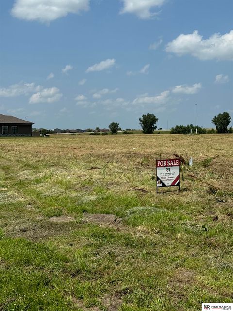 MLS: 22419141