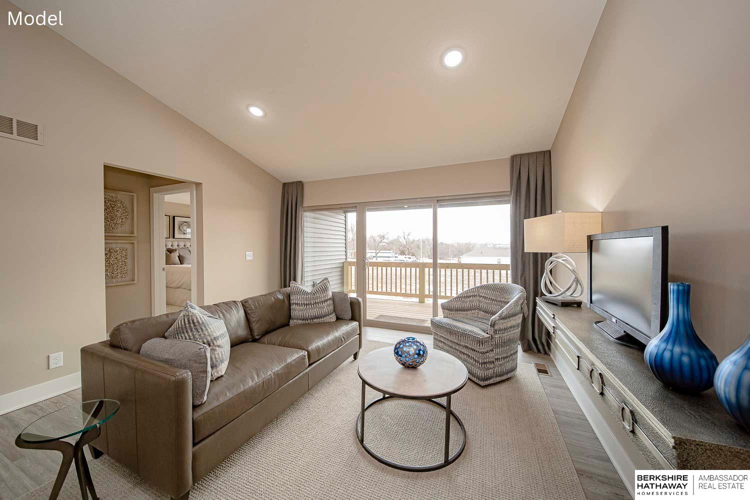 Omaha, Nebraska 68118, United States, 2 Bedrooms Bedrooms, ,2 BathroomsBathrooms,Residential,Active,74956