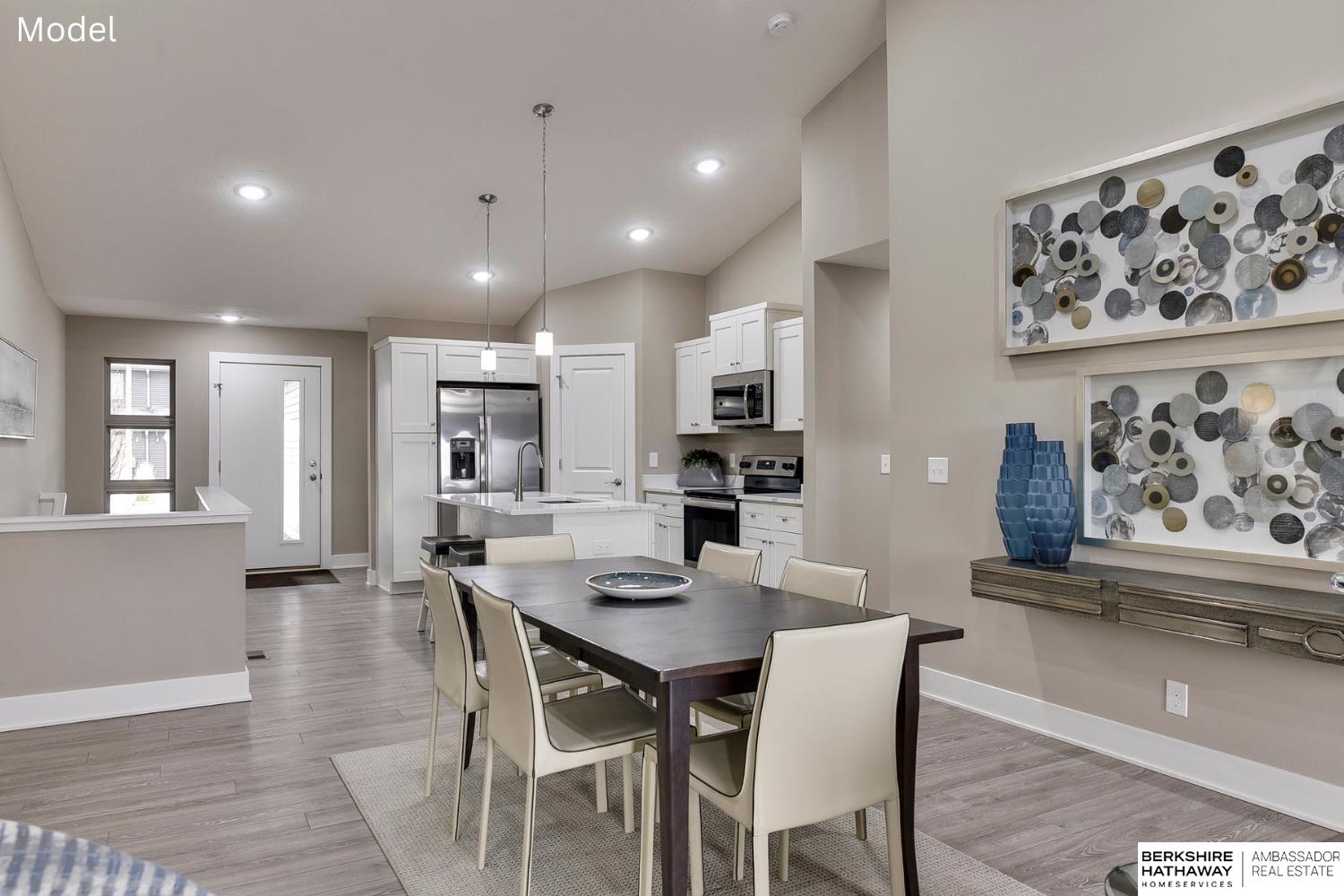 Omaha, Nebraska 68118, United States, 2 Bedrooms Bedrooms, ,2 BathroomsBathrooms,Residential,Active,74956