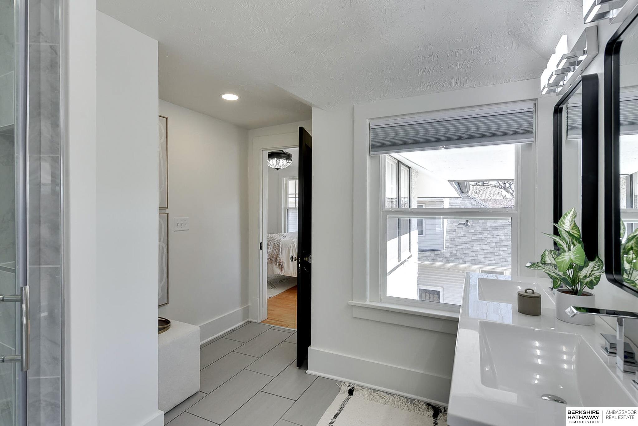 Omaha, Nebraska 68132, United States, 3 Bedrooms Bedrooms, ,3 BathroomsBathrooms,Residential,Active,79761