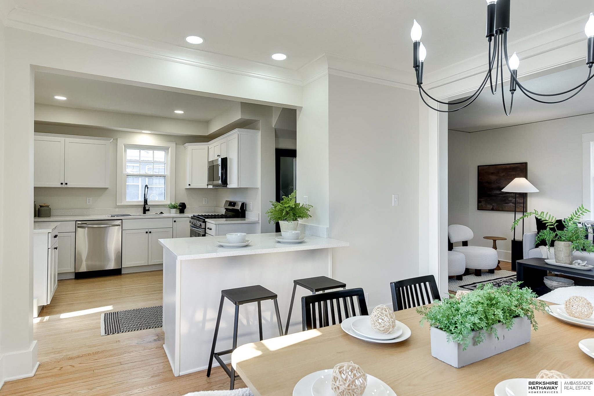 Omaha, Nebraska 68132, United States, 3 Bedrooms Bedrooms, ,3 BathroomsBathrooms,Residential,Active,79761