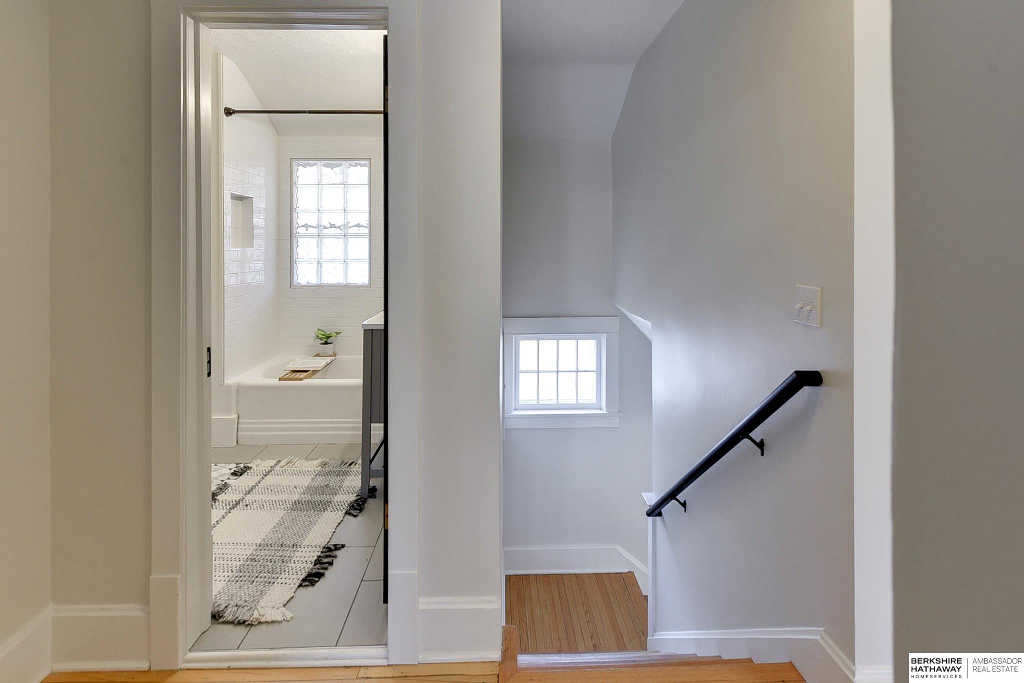 Omaha, Nebraska 68132, United States, 3 Bedrooms Bedrooms, ,3 BathroomsBathrooms,Residential,Active,79761