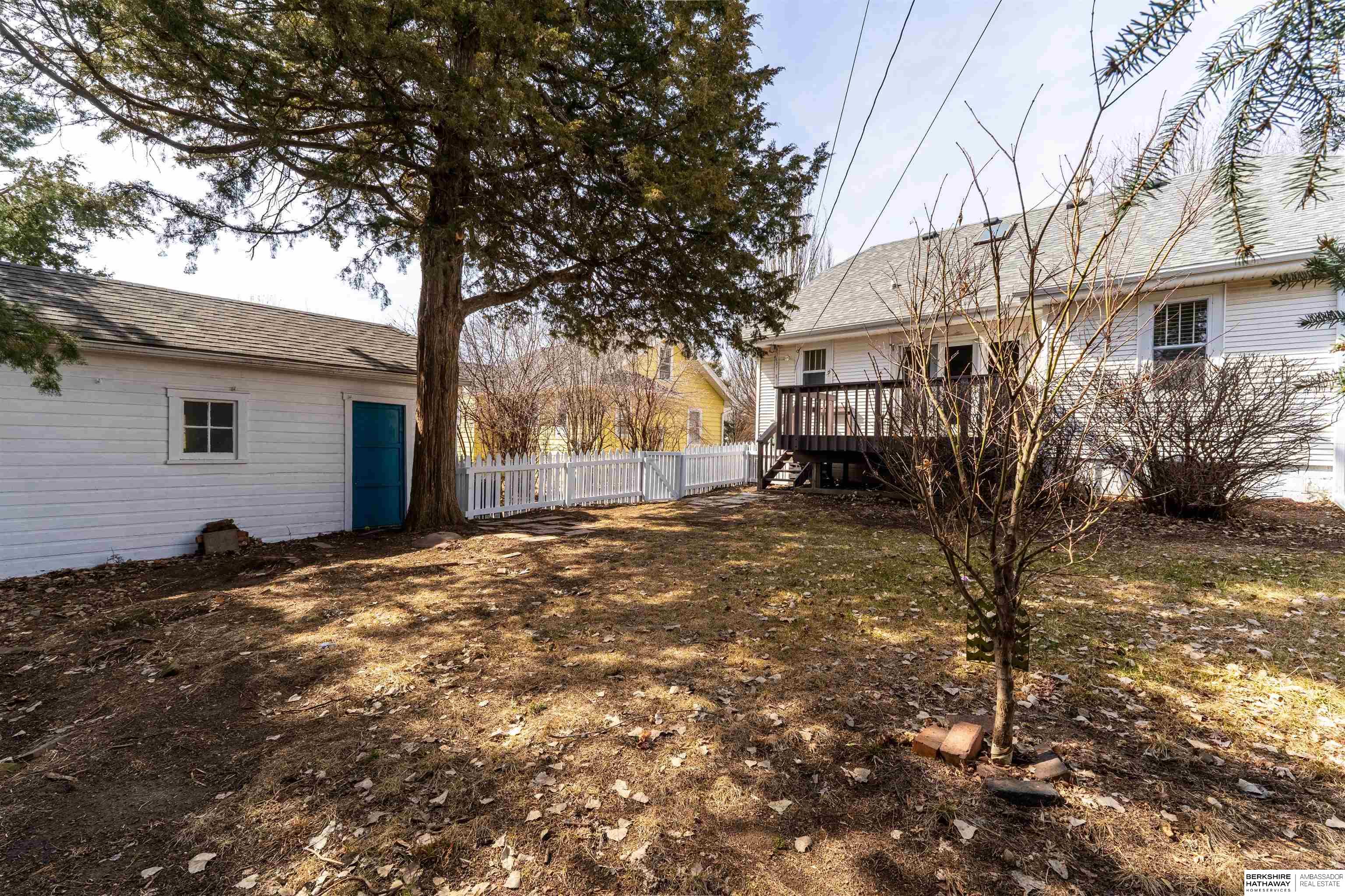 Omaha, Nebraska 68106, United States, 3 Bedrooms Bedrooms, ,2 BathroomsBathrooms,Residential,Pending,87373