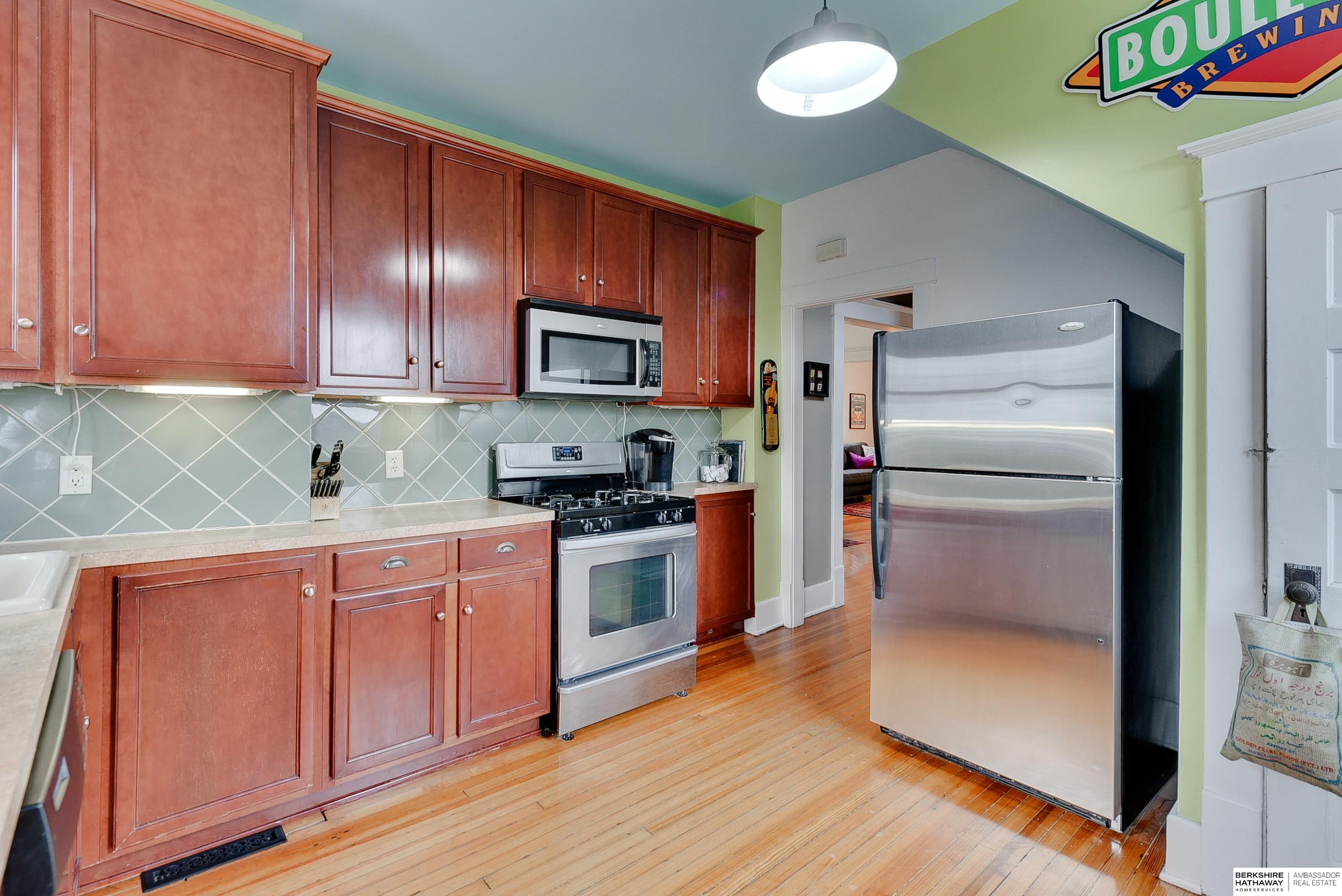 Omaha, Nebraska 68108, United States, 3 Bedrooms Bedrooms, ,1 BathroomBathrooms,Residential,Pending,102410