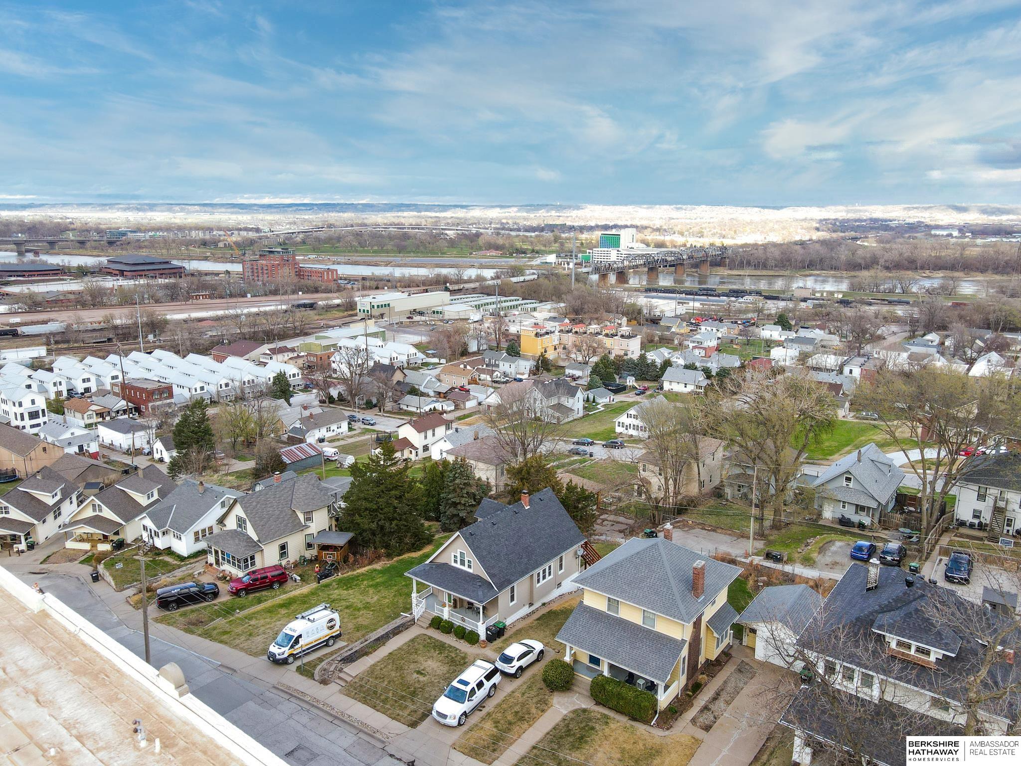 Omaha, Nebraska 68108, United States, 3 Bedrooms Bedrooms, ,1 BathroomBathrooms,Residential,Pending,102410