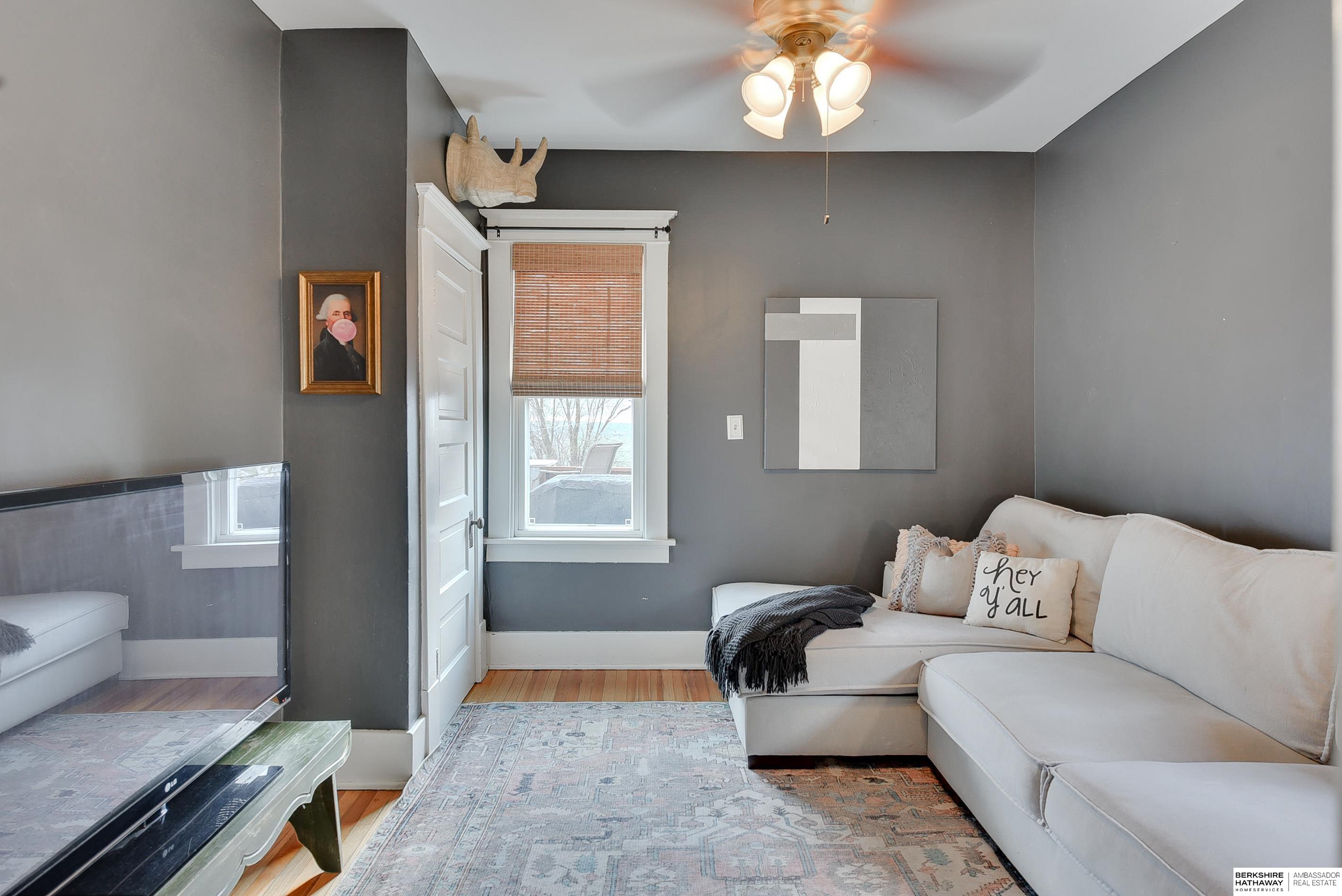 Omaha, Nebraska 68108, United States, 3 Bedrooms Bedrooms, ,1 BathroomBathrooms,Residential,Pending,102410