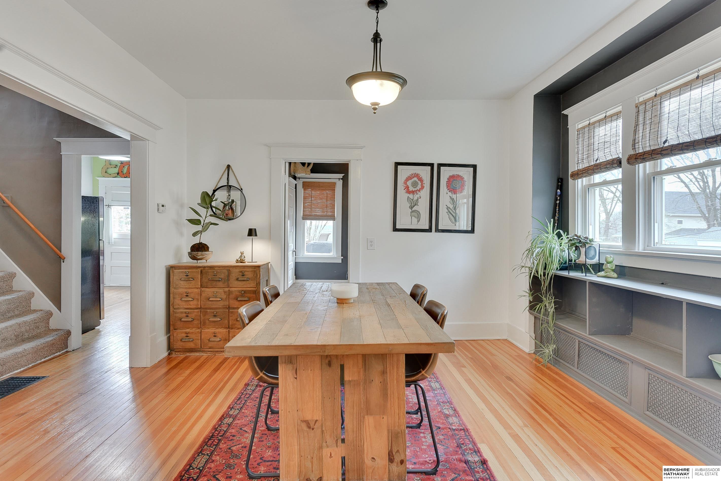 Omaha, Nebraska 68108, United States, 3 Bedrooms Bedrooms, ,1 BathroomBathrooms,Residential,Pending,102410