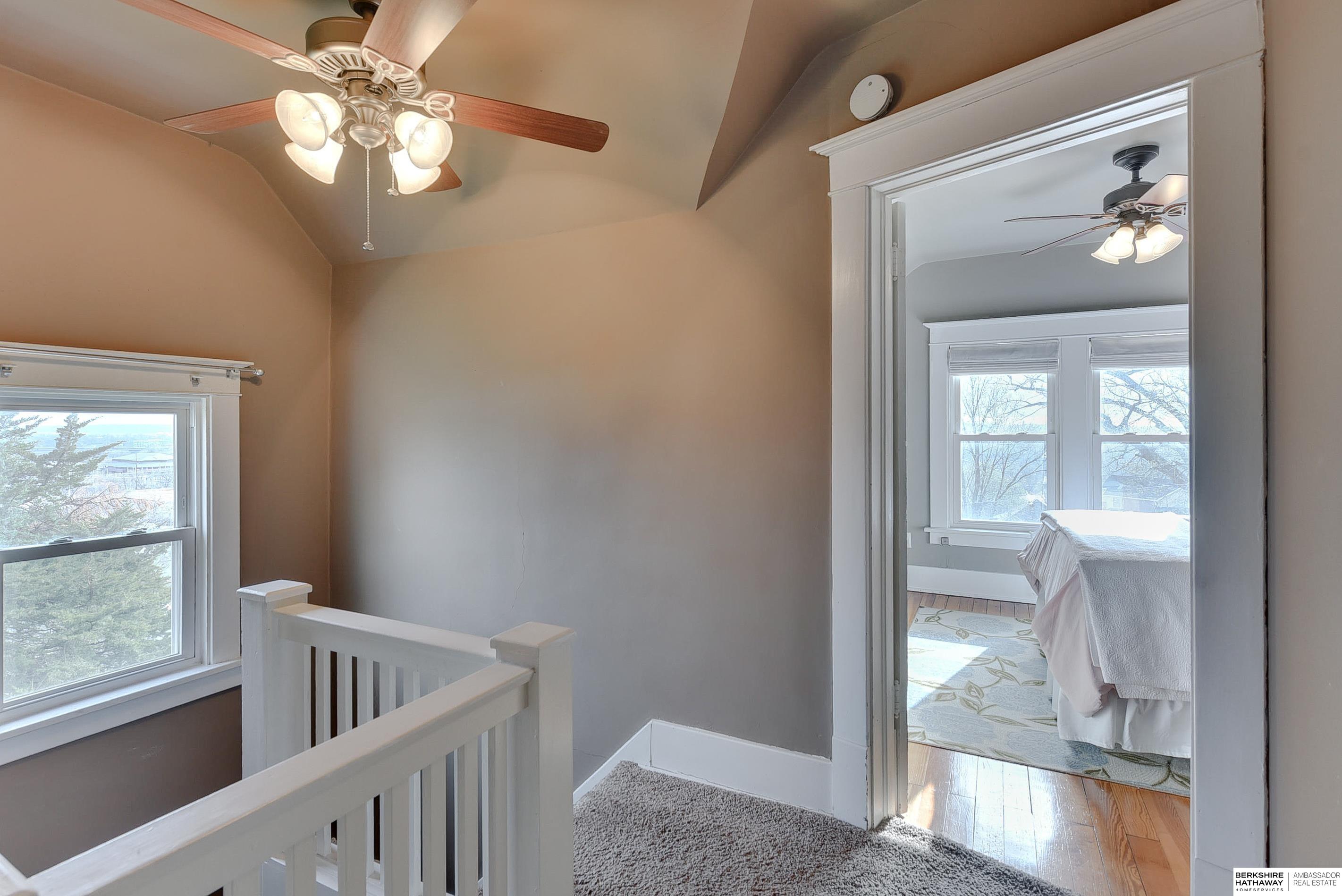 Omaha, Nebraska 68108, United States, 3 Bedrooms Bedrooms, ,1 BathroomBathrooms,Residential,Pending,102410