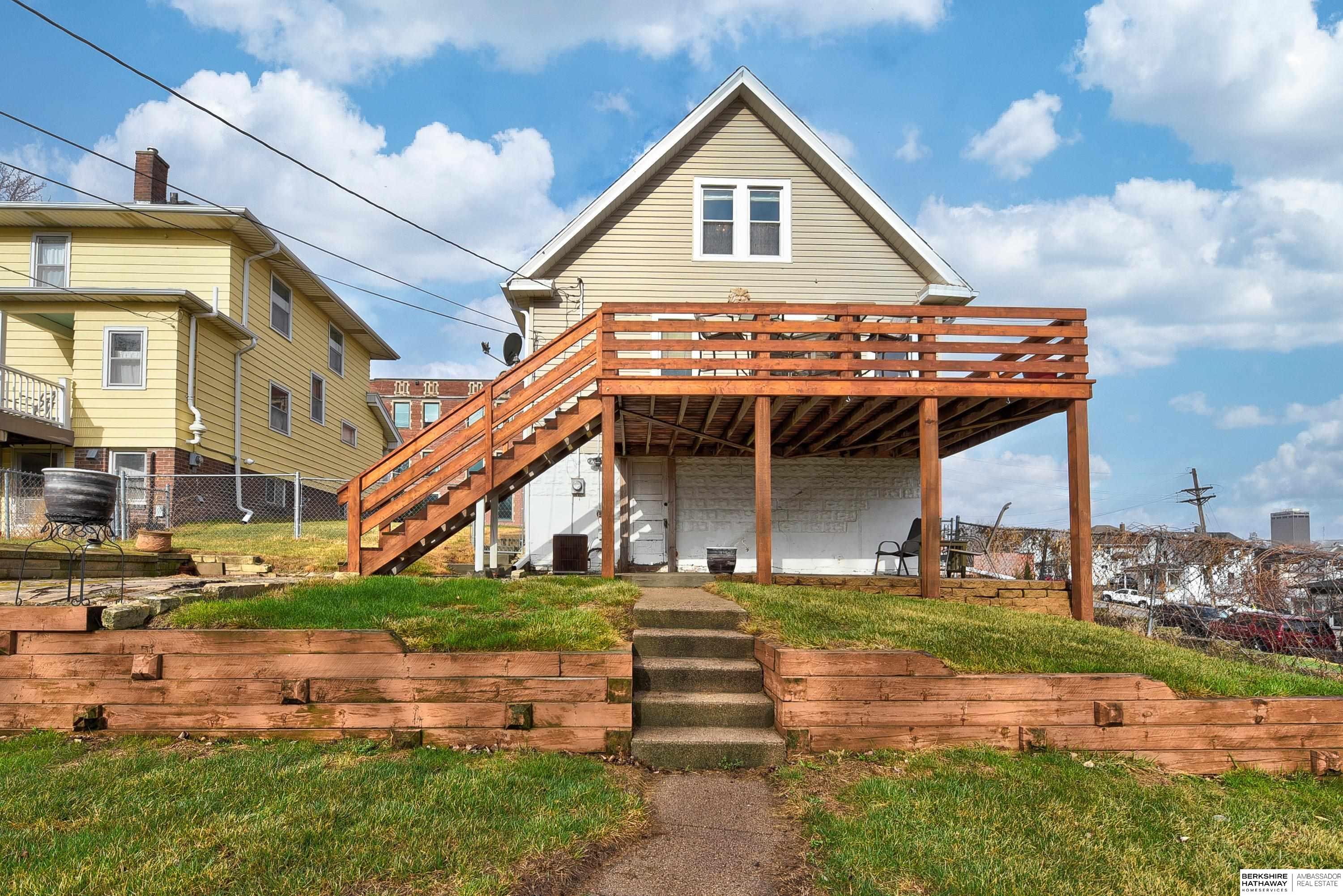 Omaha, Nebraska 68108, United States, 3 Bedrooms Bedrooms, ,1 BathroomBathrooms,Residential,Pending,102410