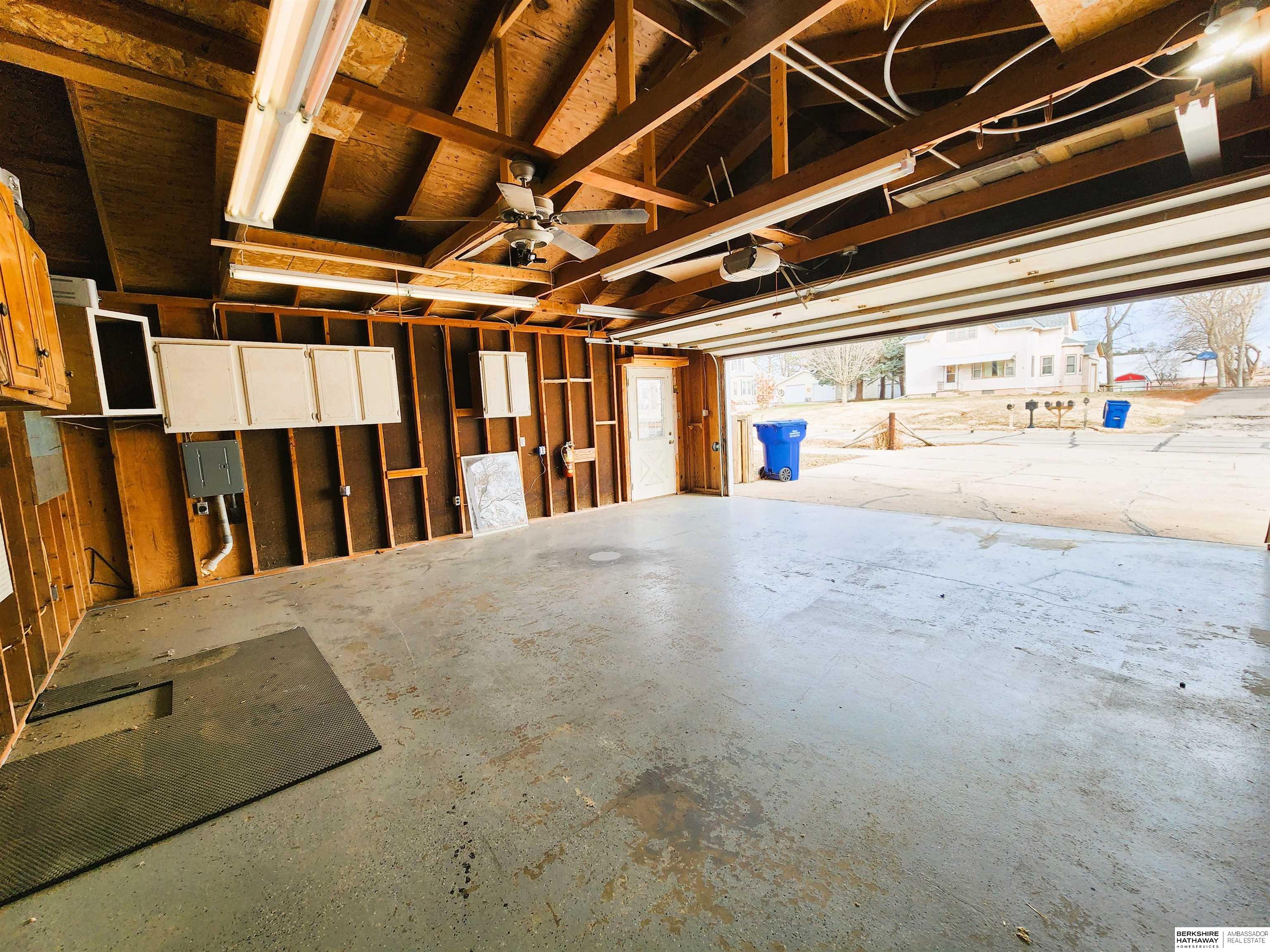 Lyons, Nebraska 68038, United States, 4 Bedrooms Bedrooms, ,2 BathroomsBathrooms,Residential,Active,25878