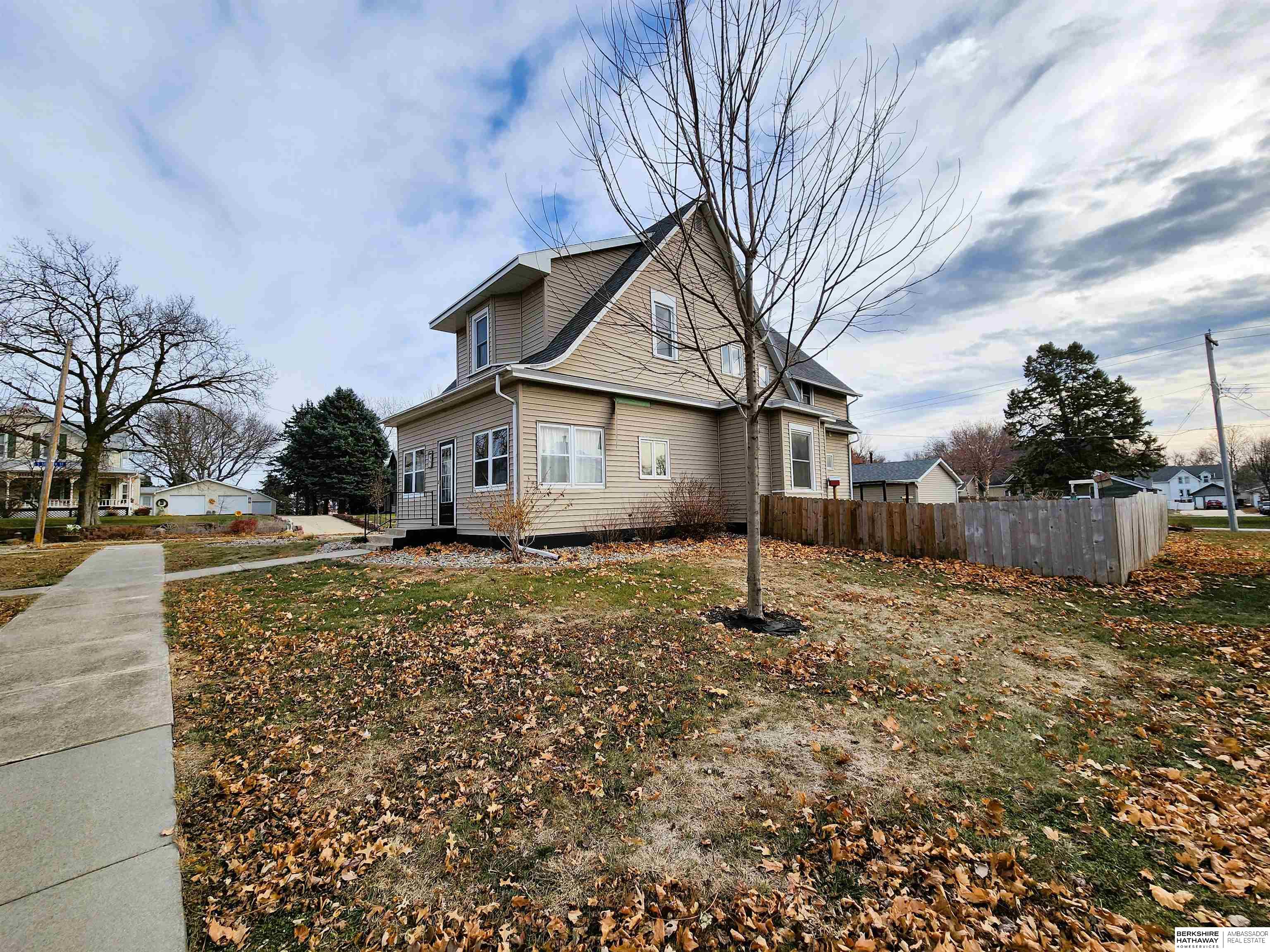 Lyons, Nebraska 68038, United States, 4 Bedrooms Bedrooms, ,2 BathroomsBathrooms,Residential,Active,25878